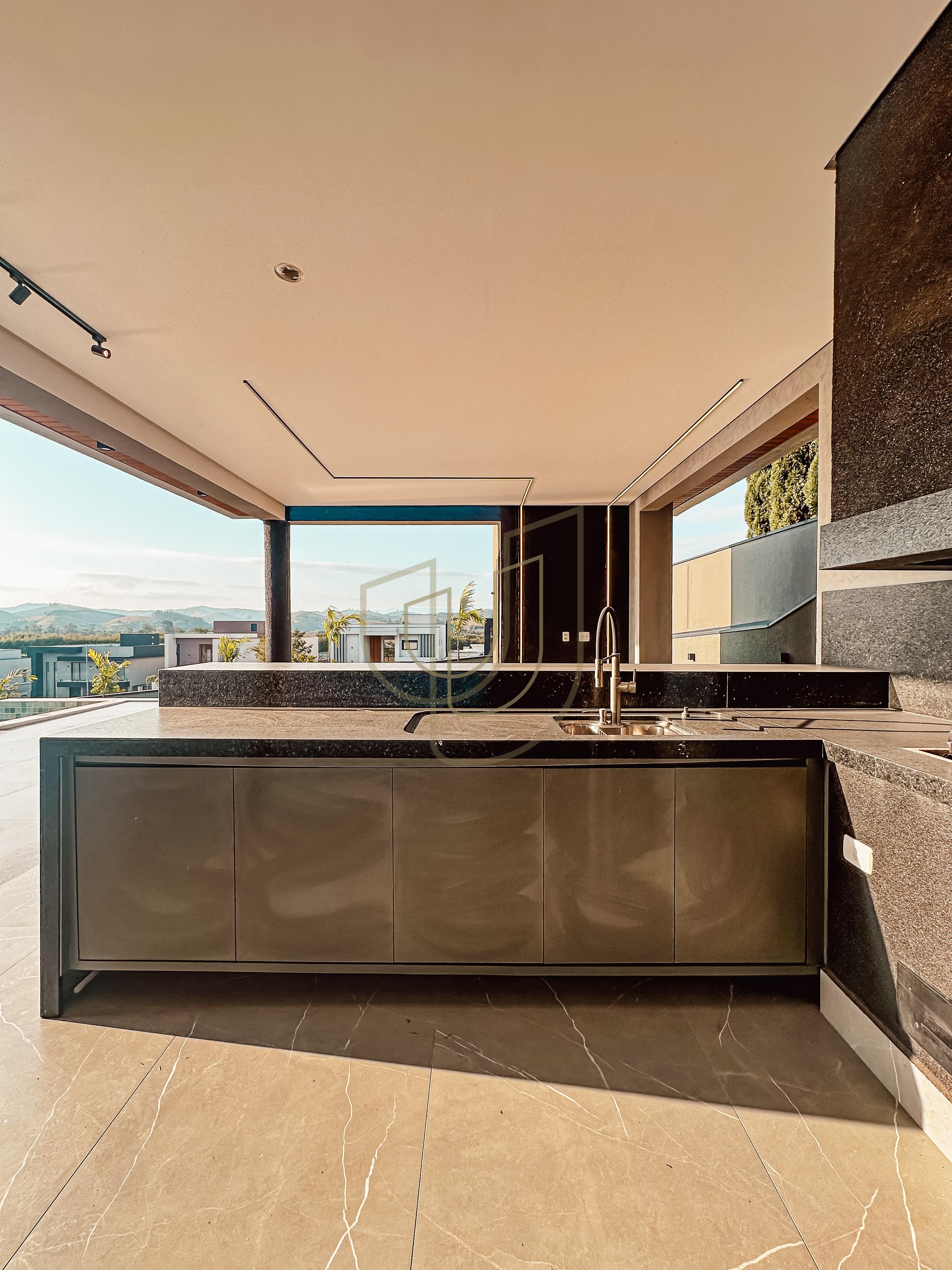 Sobrado sofisticado com vista &uacute;nica e com 4 su&iacute;tes em Urbanova - S&atilde;o Jos&eacute; dos Campos/SP  São José dos Campos - 