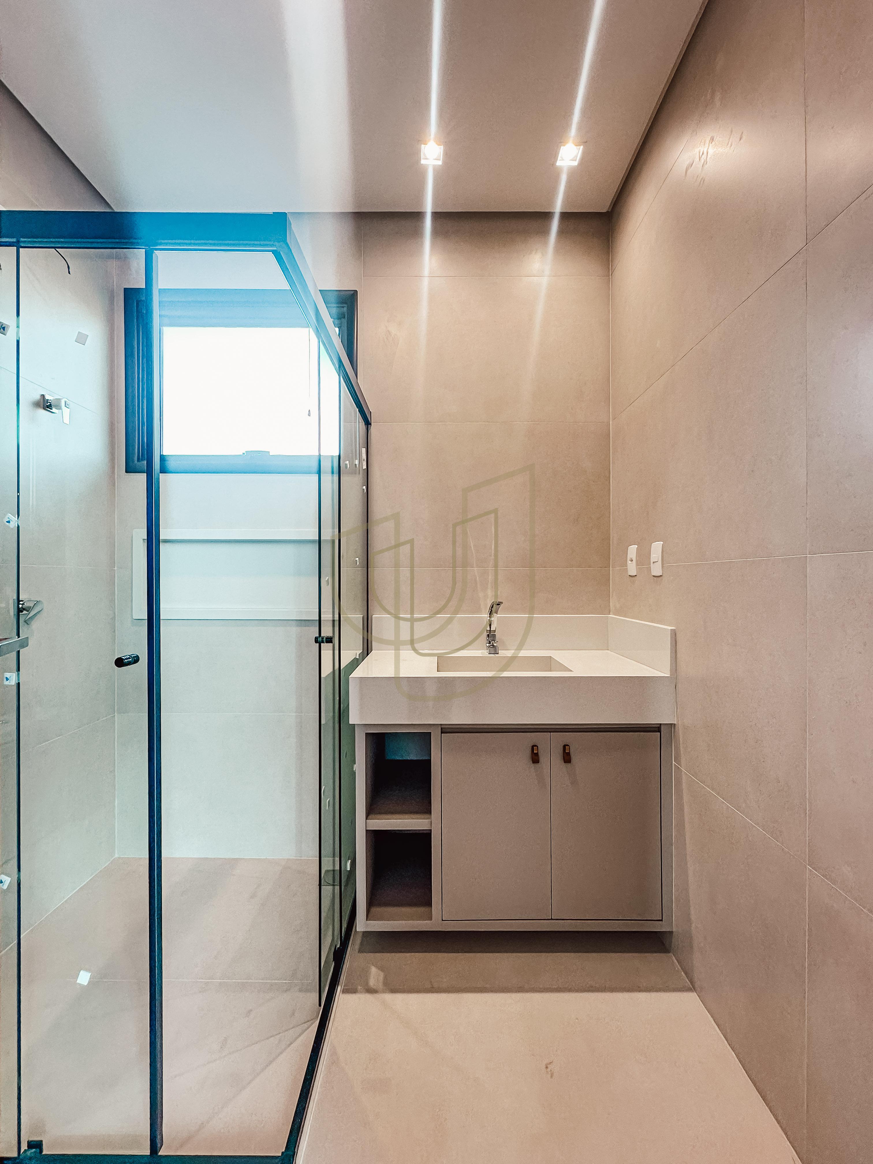 Sobrado sofisticado com vista &uacute;nica e com 4 su&iacute;tes em Urbanova - S&atilde;o Jos&eacute; dos Campos/SP  São José dos Campos - 