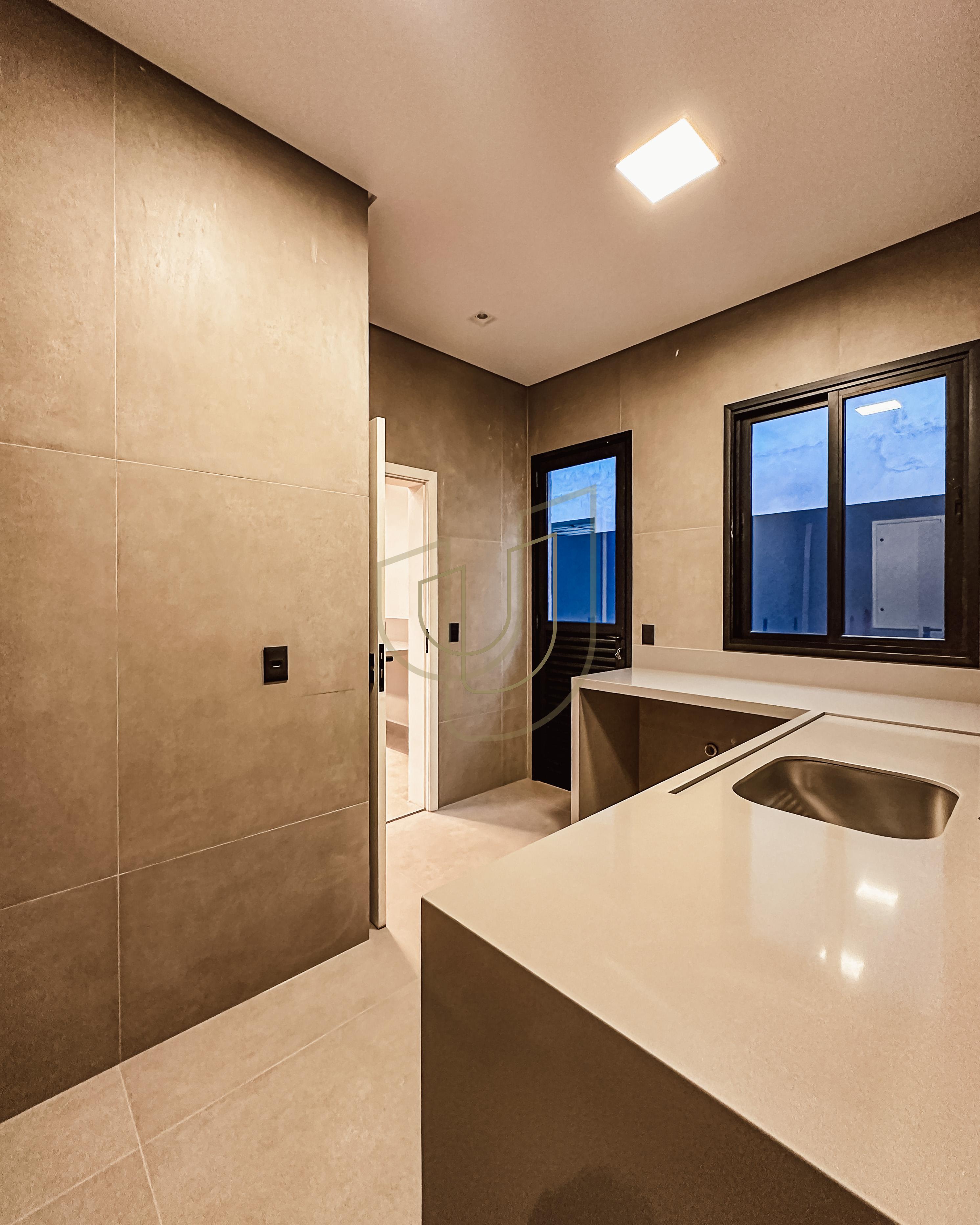 Sobrado sofisticado com vista excelente, com 4 su&iacute;tes em Urbanova - S&atilde;o Jos&eacute; dos Campos/SP  São José dos Campos - 