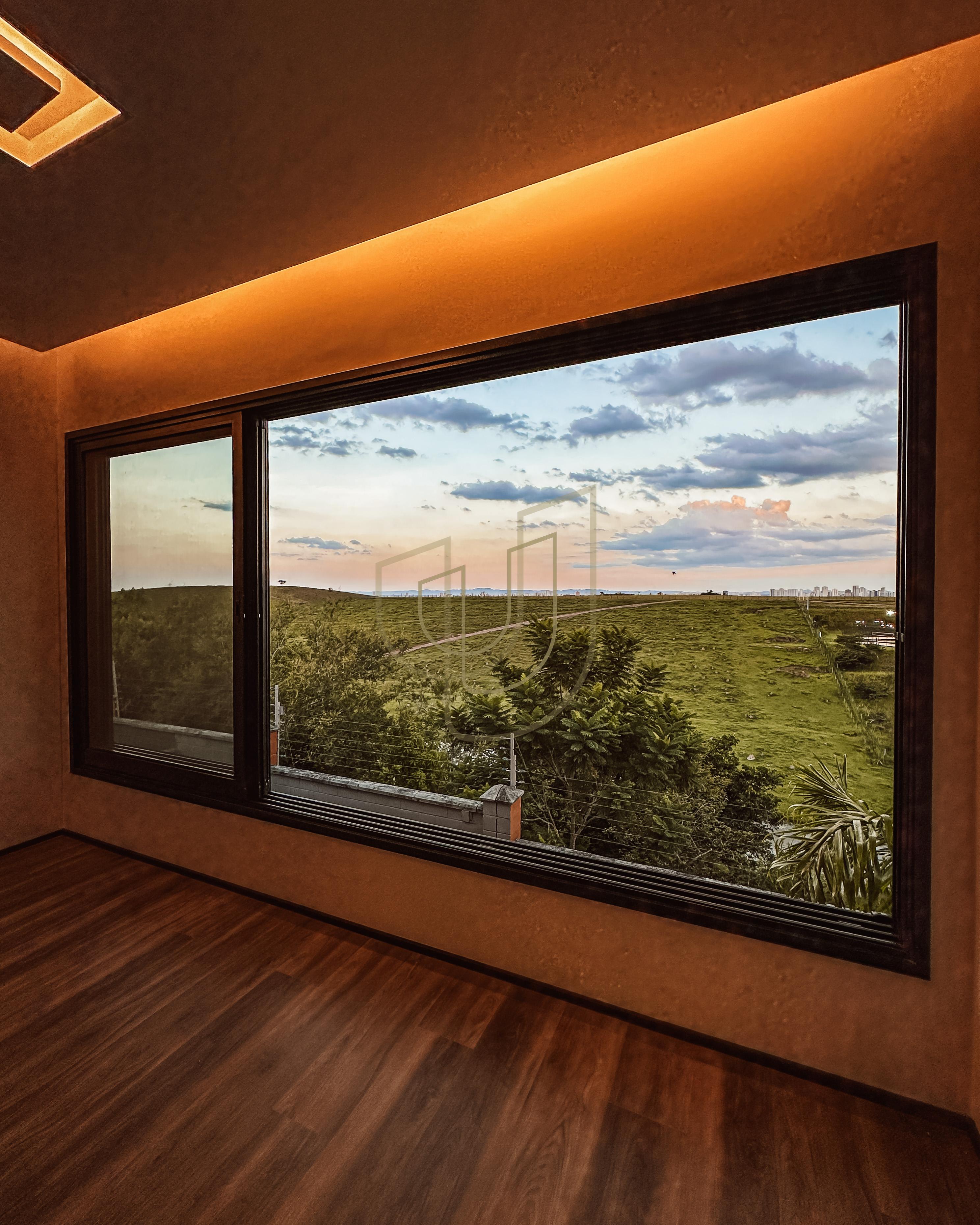 Sobrado sofisticado com vista excelente, com 4 su&iacute;tes em Urbanova - S&atilde;o Jos&eacute; dos Campos/SP  São José dos Campos - 