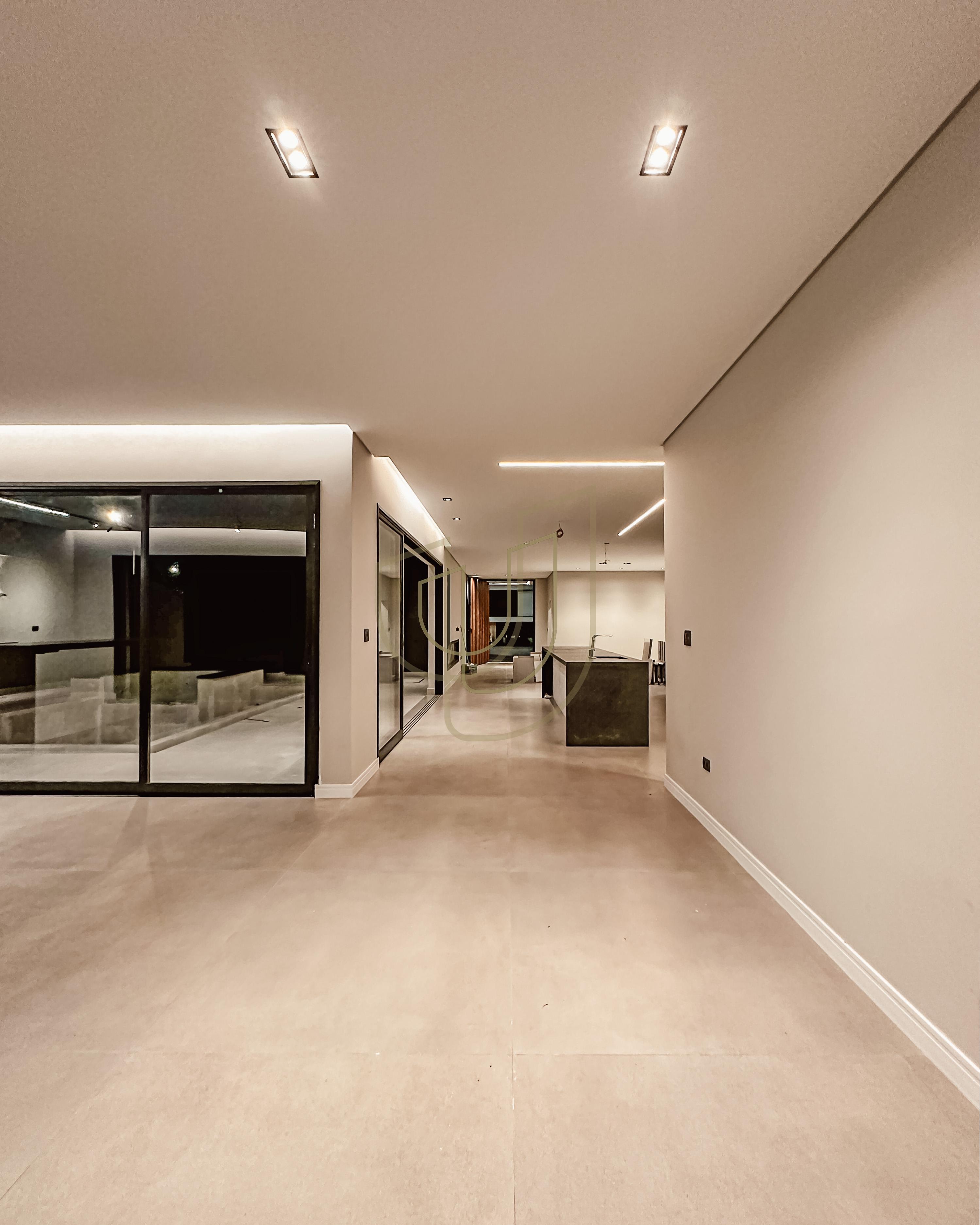 Sobrado sofisticado e moderno com 5 su&iacute;tes no Alphaville II - S&atilde;o Jos&eacute; dos Campos/SP  São José dos Campos - 