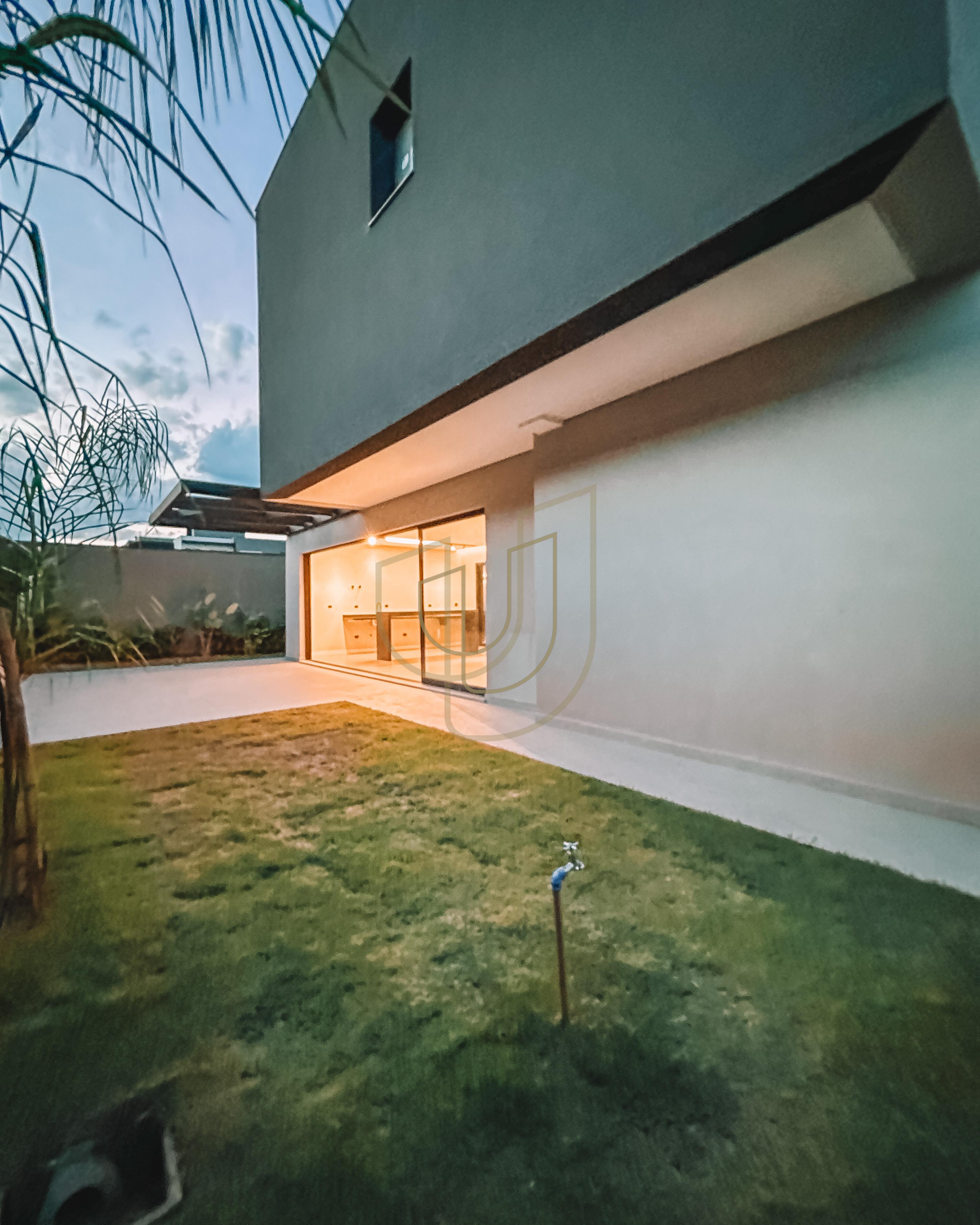 Sobrado sofisticado e moderno com 5 su&iacute;tes no Alphaville II - S&atilde;o Jos&eacute; dos Campos/SP  São José dos Campos - 