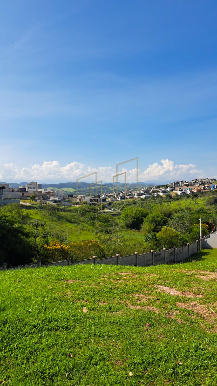 Terreno com com vista no condom&iacute;nio Alphaville I - S&atilde;o Jos&eacute; dos Campos/SP  São José dos Campos - 