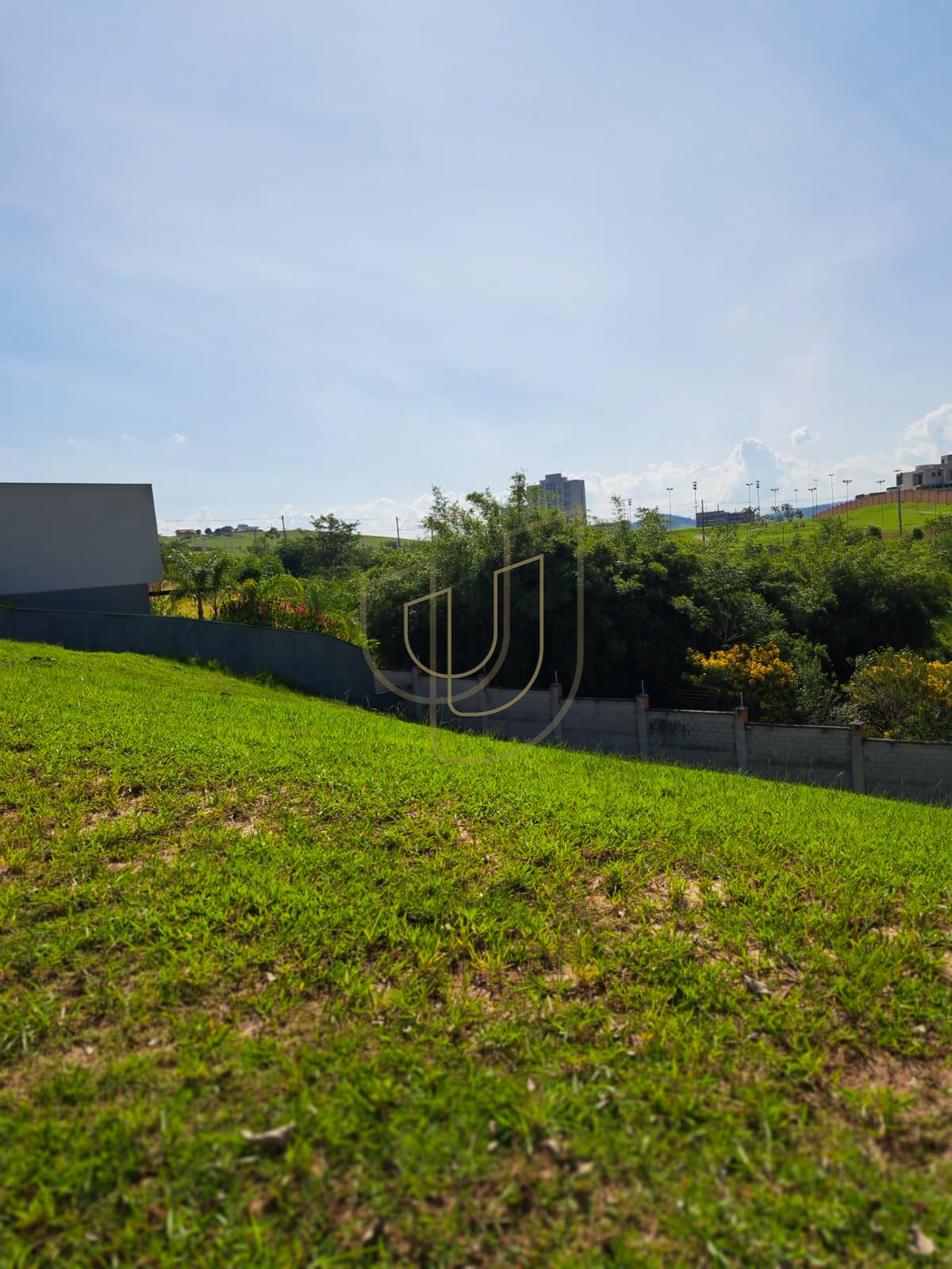 Terreno com com vista no condom&iacute;nio Alphaville I - S&atilde;o Jos&eacute; dos Campos/SP  São José dos Campos - 