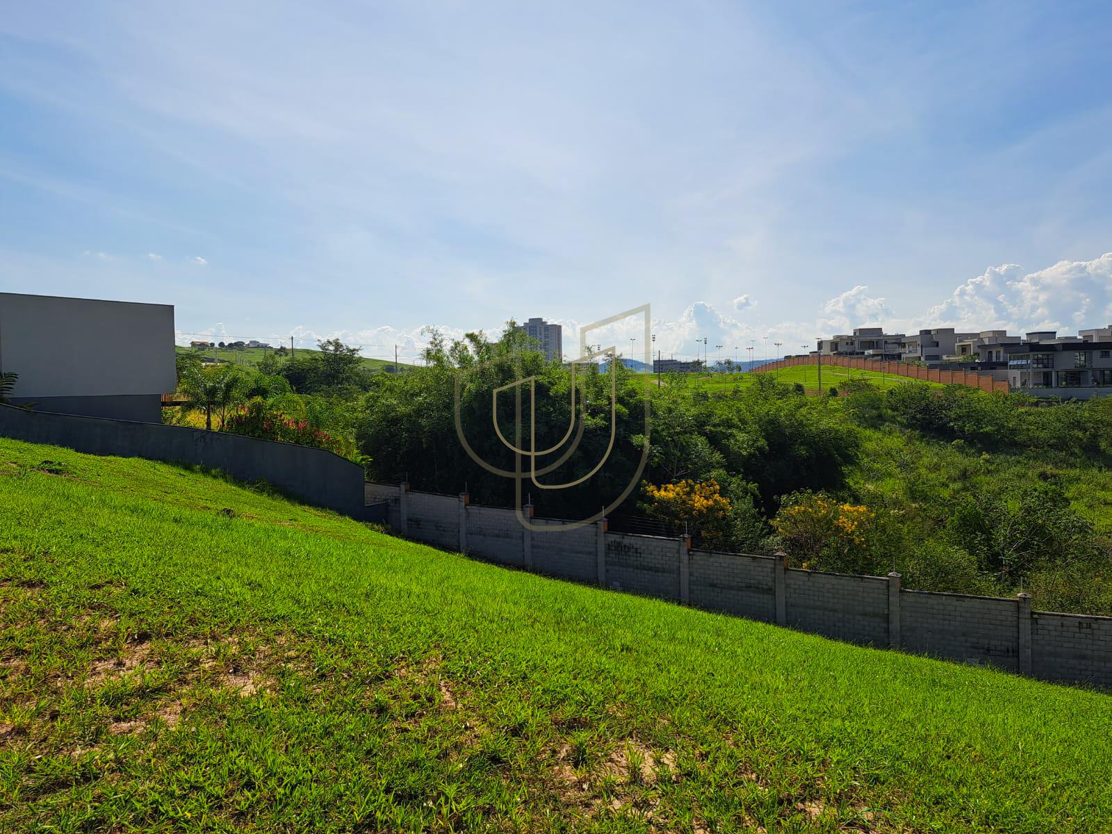 Terreno com com vista no condom&iacute;nio Alphaville I - S&atilde;o Jos&eacute; dos Campos/SP  São José dos Campos - 