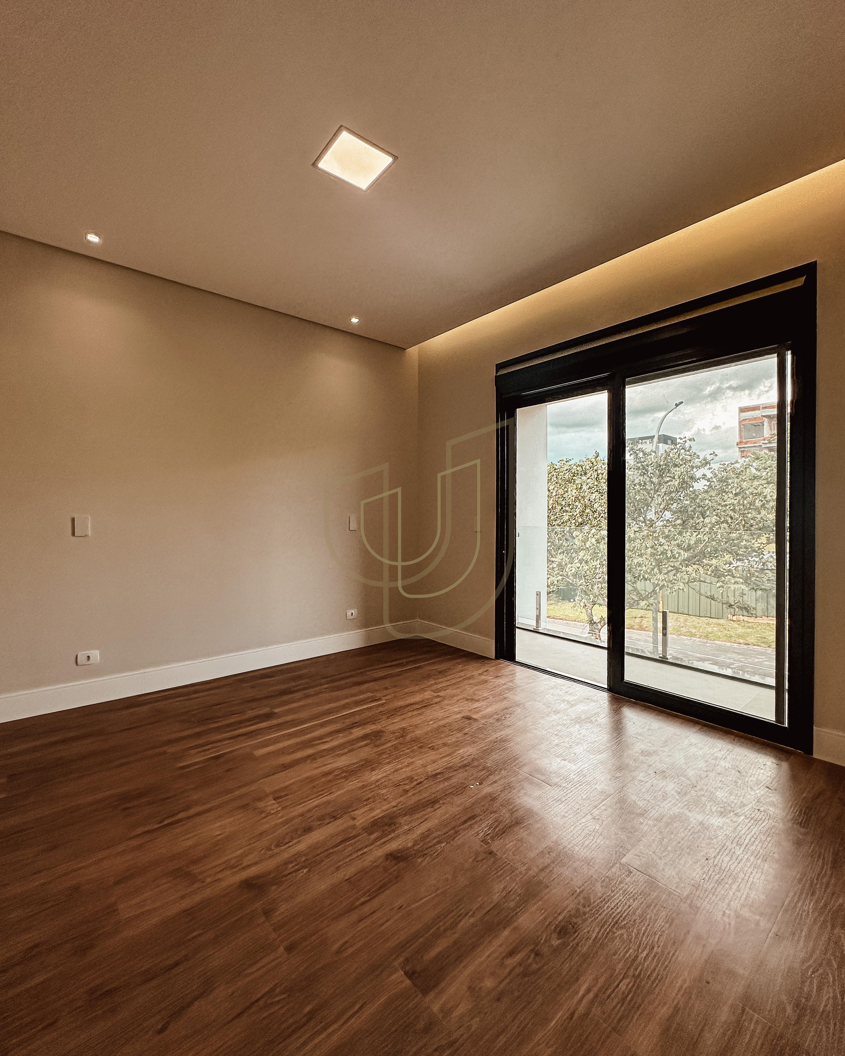 Sobrado sofisticado com vista &uacute;nica e com 5 su&iacute;tes em Alphaville - S&atilde;o Jos&eacute; dos Campos/SP  São José dos Campos - 