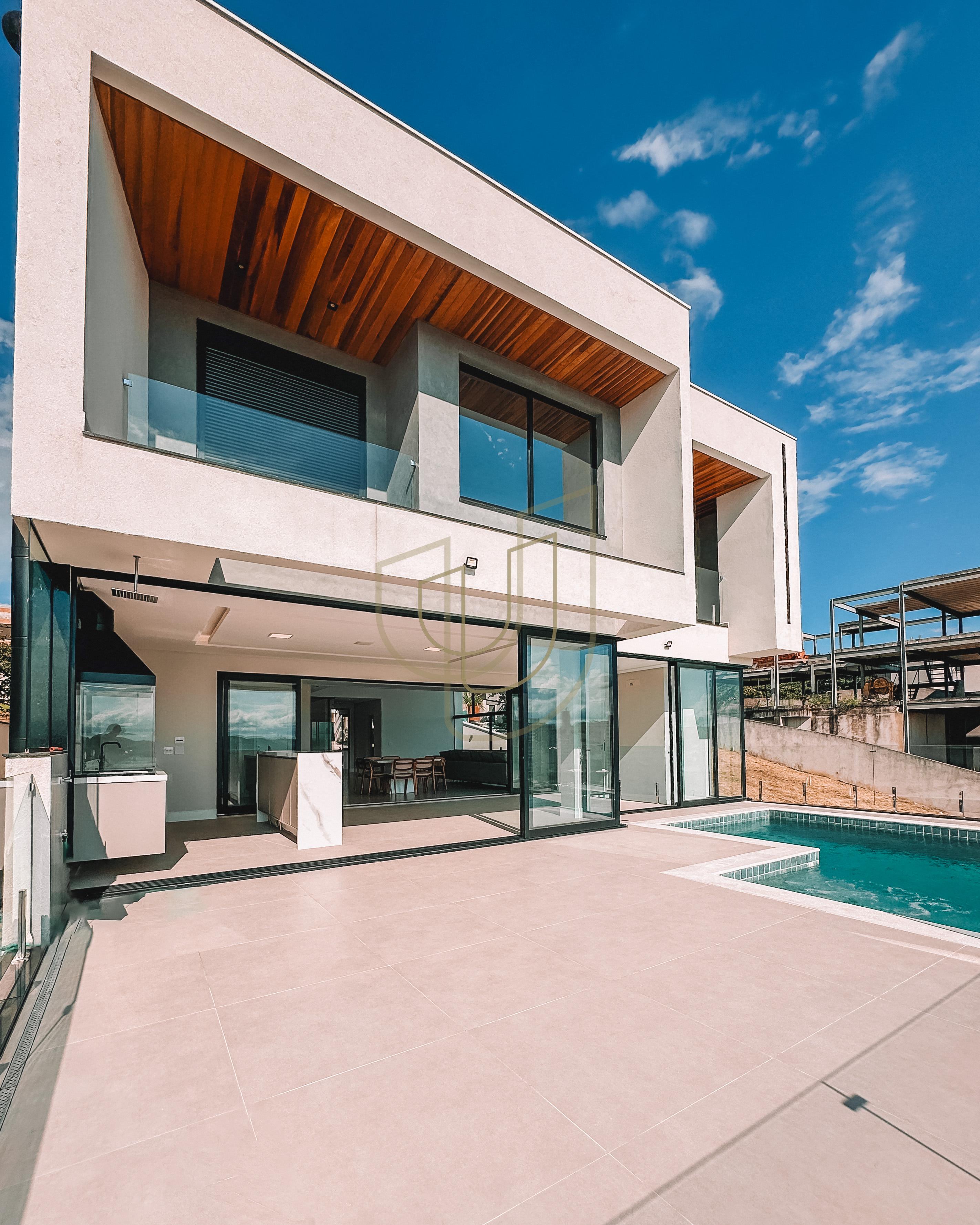 Sobrado sofisticado com vista &uacute;nica e com 5 su&iacute;tes em Alphaville - S&atilde;o Jos&eacute; dos Campos/SP  São José dos Campos - 