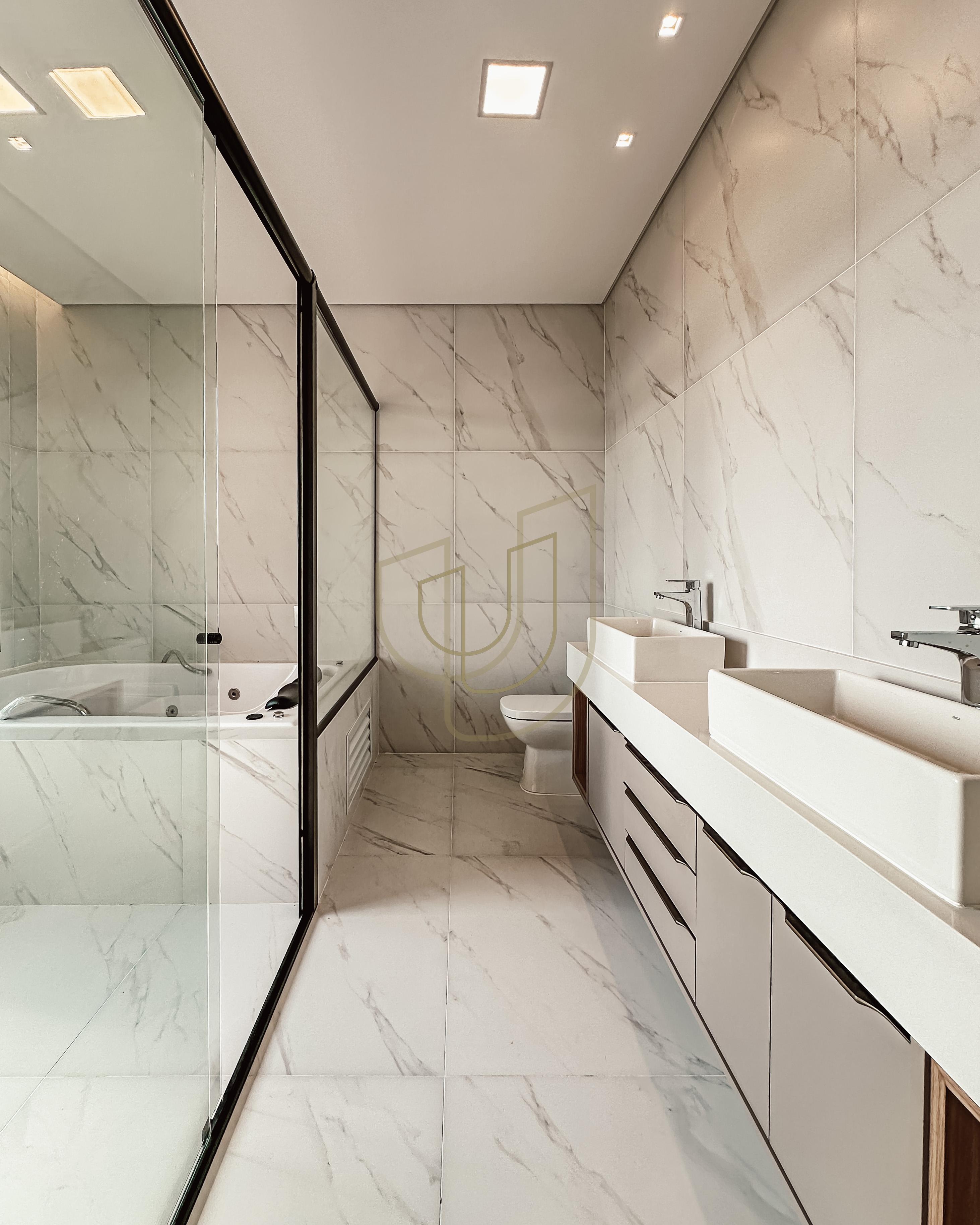 Sobrado sofisticado com vista &uacute;nica e com 5 su&iacute;tes em Alphaville - S&atilde;o Jos&eacute; dos Campos/SP  São José dos Campos - 