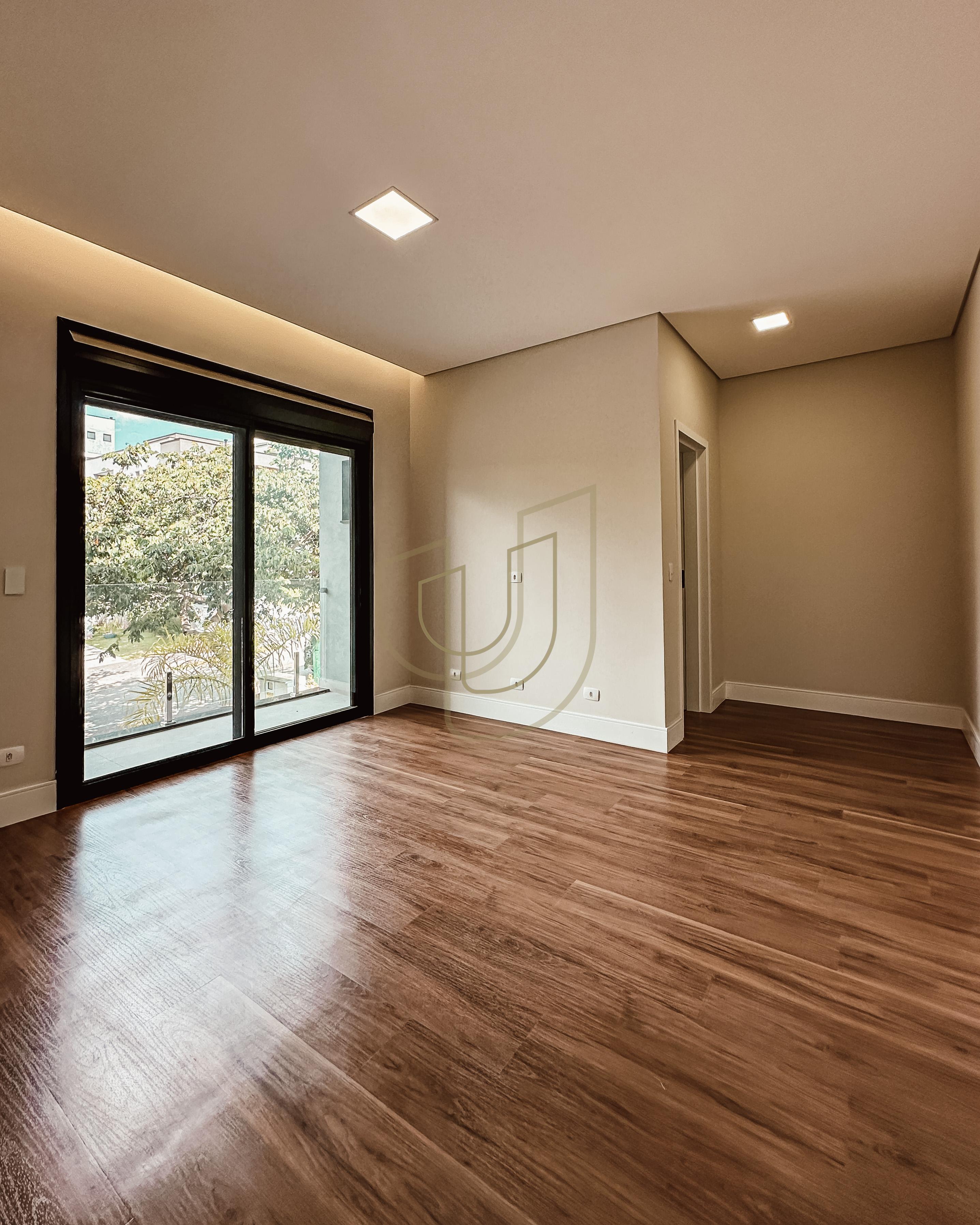 Sobrado sofisticado com vista &uacute;nica e com 5 su&iacute;tes em Alphaville - S&atilde;o Jos&eacute; dos Campos/SP  São José dos Campos - 