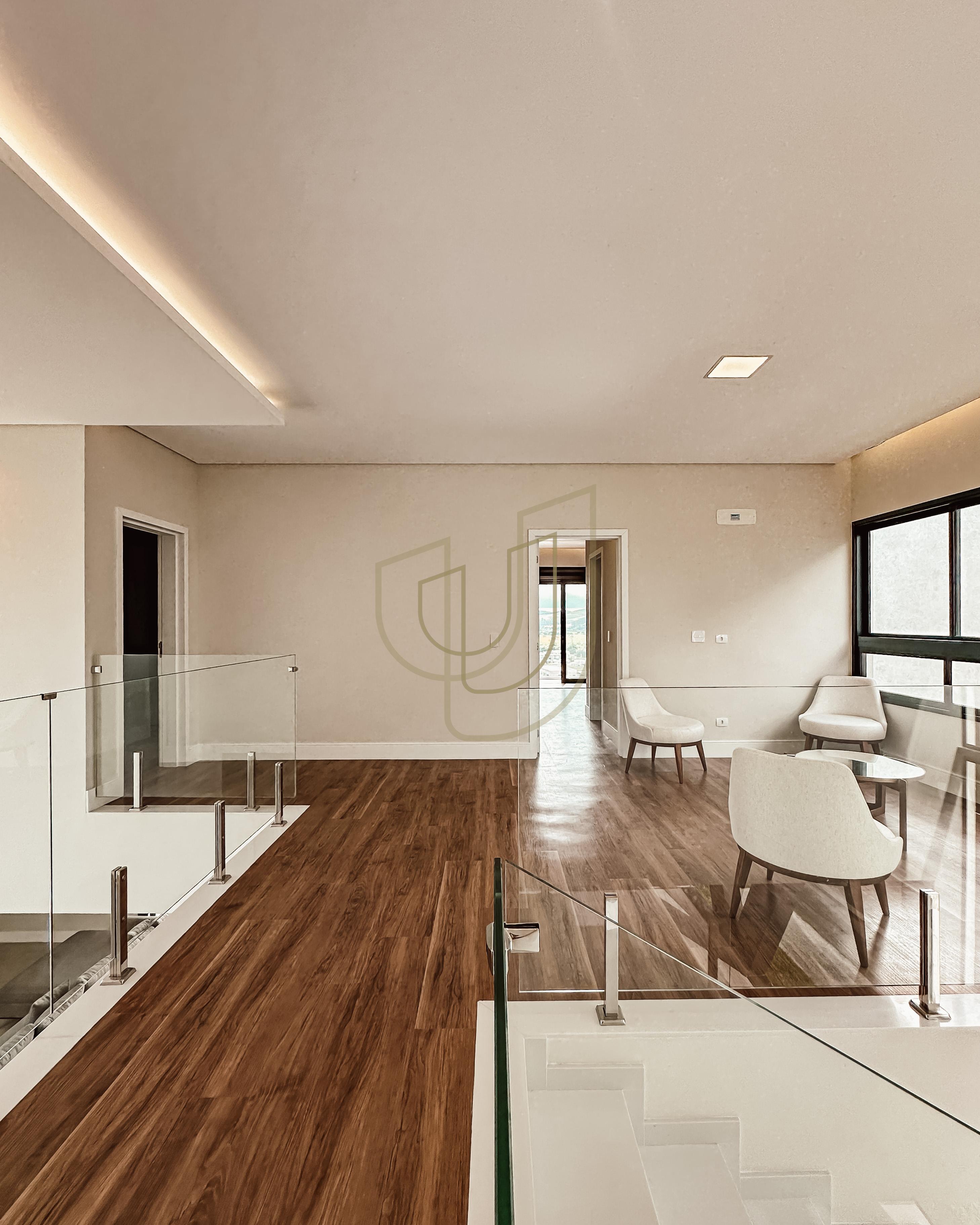 Sobrado sofisticado com vista &uacute;nica e com 5 su&iacute;tes em Alphaville - S&atilde;o Jos&eacute; dos Campos/SP  São José dos Campos - 