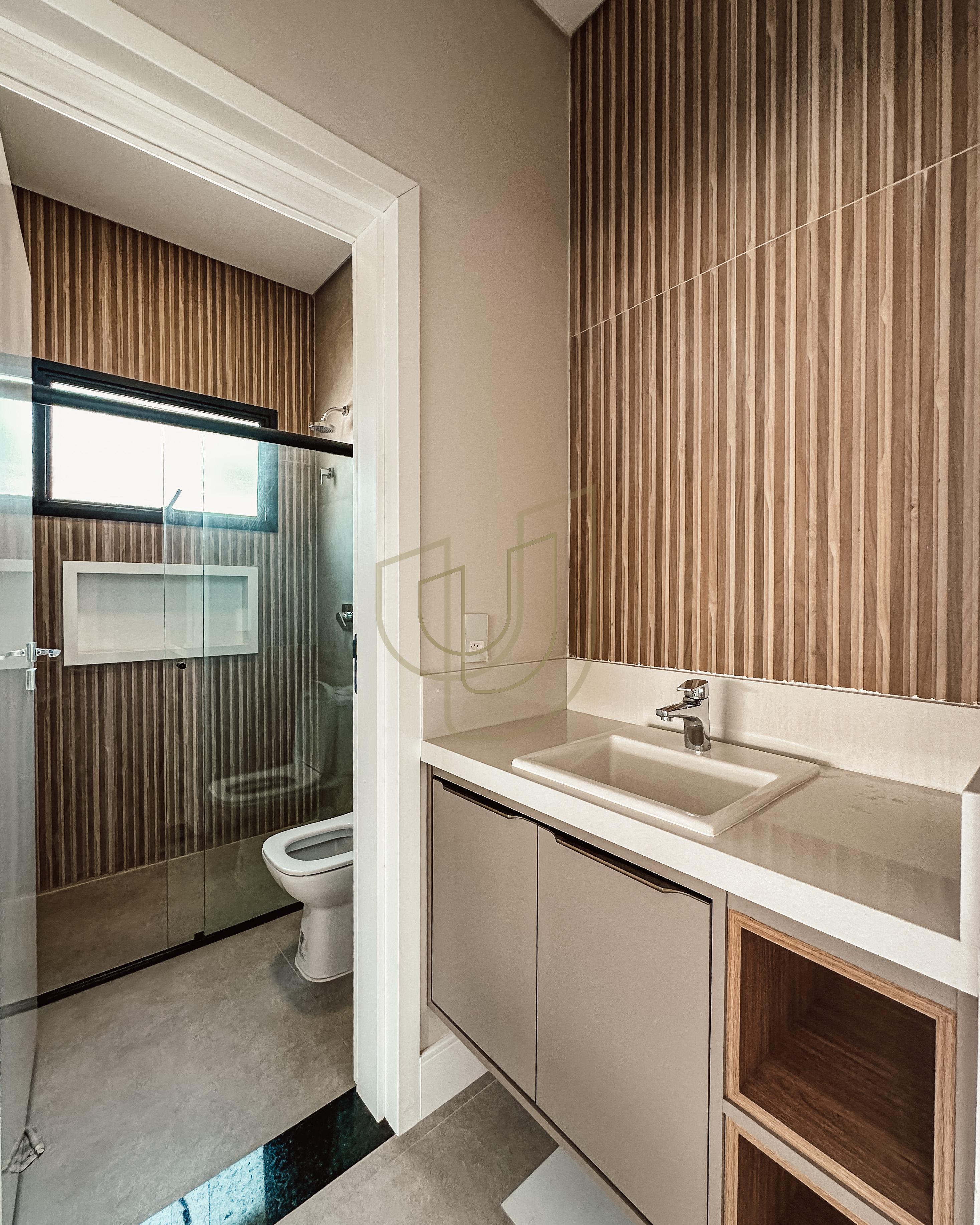 Sobrado sofisticado com vista &uacute;nica e com 5 su&iacute;tes em Alphaville - S&atilde;o Jos&eacute; dos Campos/SP  São José dos Campos - 