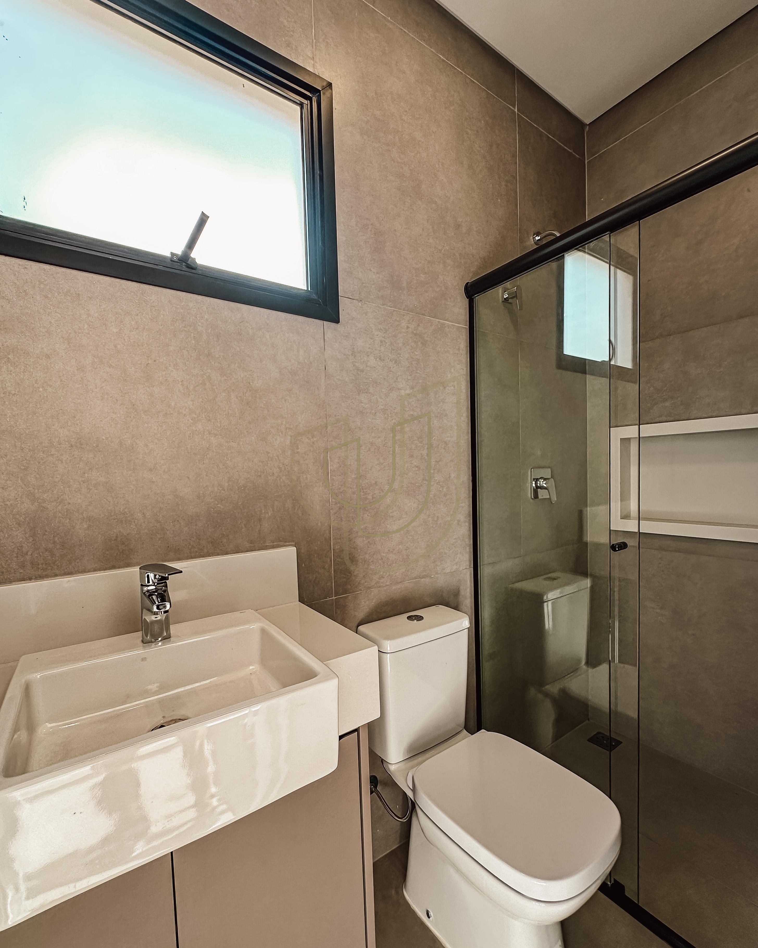 Sobrado sofisticado com vista &uacute;nica e com 5 su&iacute;tes em Alphaville - S&atilde;o Jos&eacute; dos Campos/SP  São José dos Campos - 