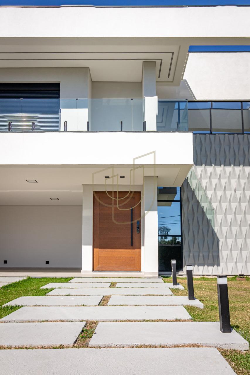 Sobrado sofisticado rec&eacute;m constru&iacute;do no Recanto Santa B&aacute;rbara - Jambeiro/SP  JAMBEIRO - 