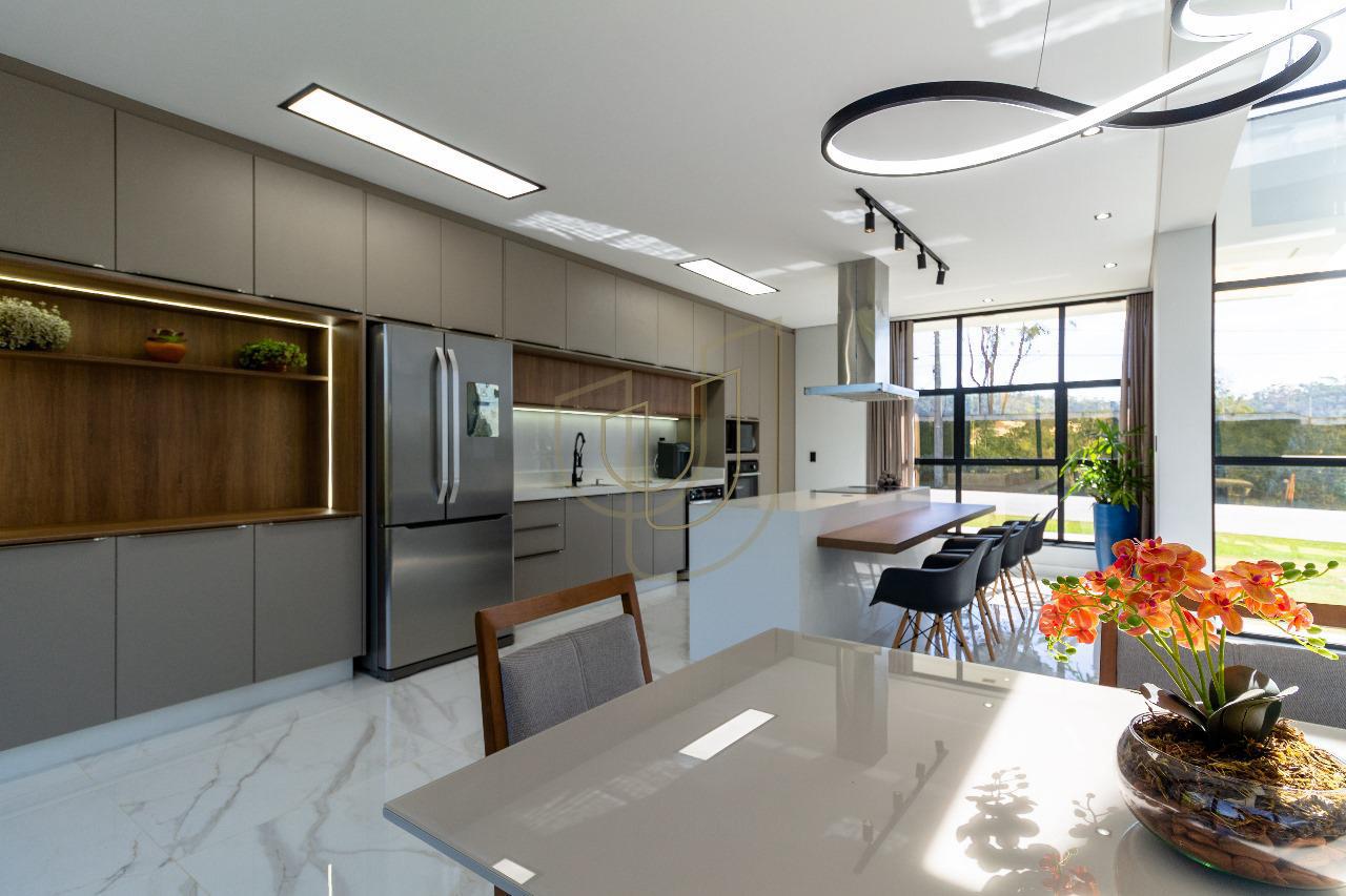 Sobrado sofisticado rec&eacute;m constru&iacute;do no Recanto Santa B&aacute;rbara - Jambeiro/SP  JAMBEIRO - 