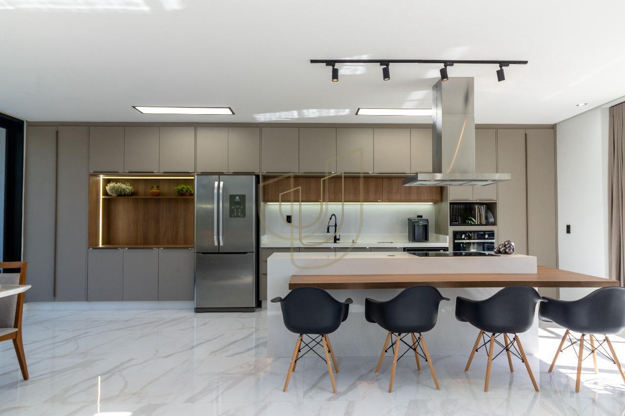 Sobrado sofisticado rec&eacute;m constru&iacute;do no Recanto Santa B&aacute;rbara - Jambeiro/SP  JAMBEIRO - 