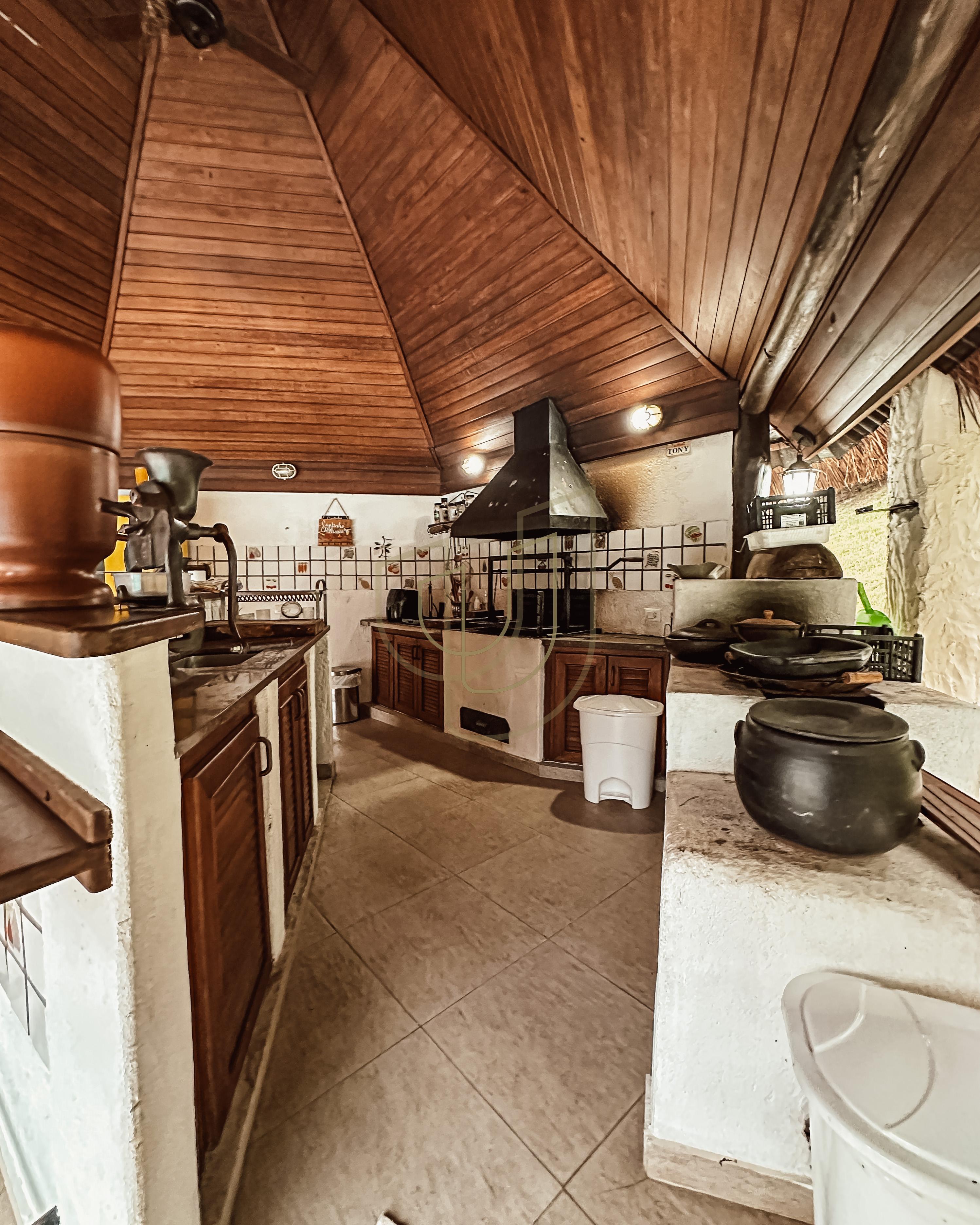 Casa em terreno de 5.000m&sup2; com vista permanente no Quinta das Flores - S&atilde;o Jos&eacute; dos Campos Avenida Alameda das Acácias São José dos Campos - 