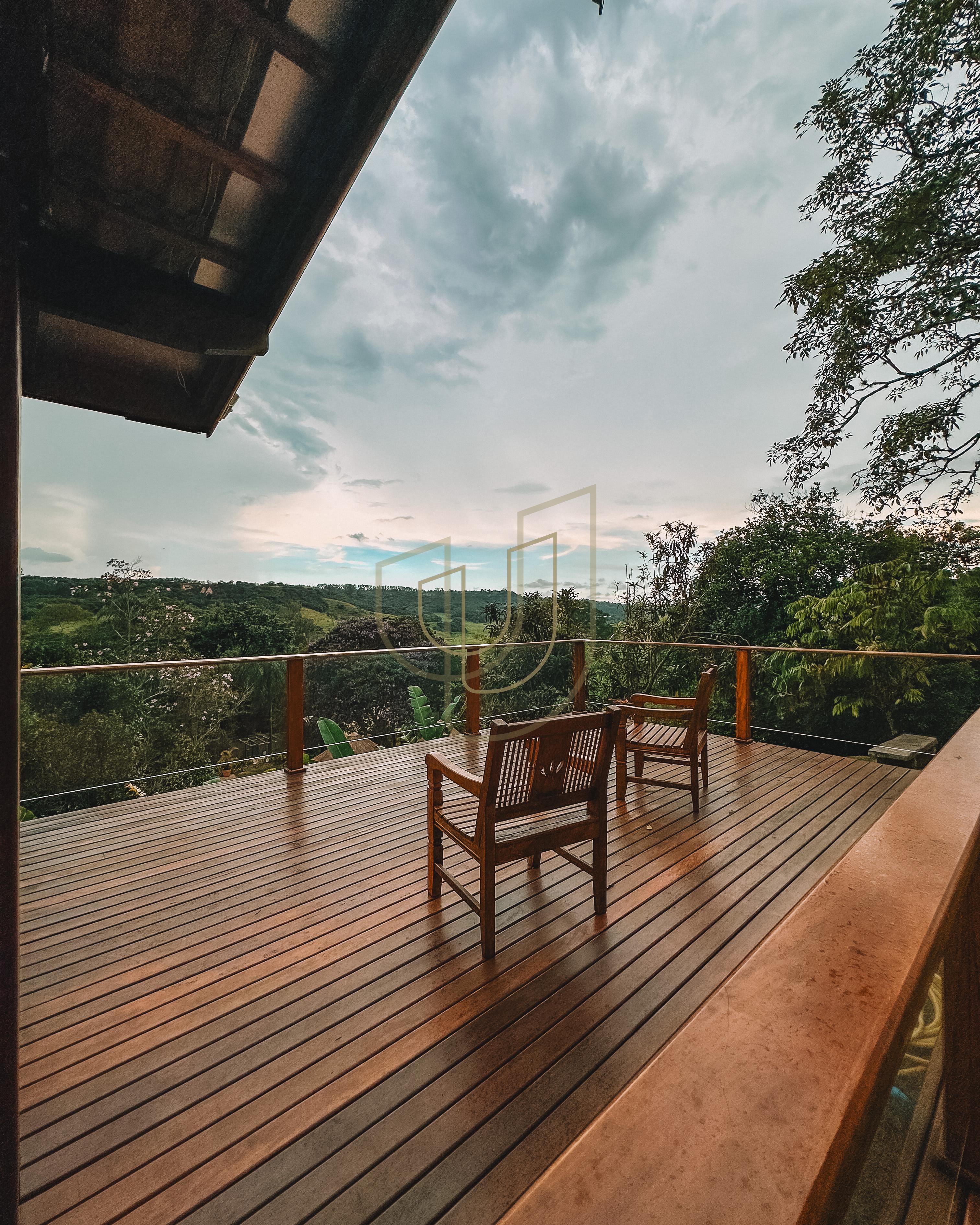 Casa em terreno de 5.000m&sup2; com vista permanente no Quinta das Flores - S&atilde;o Jos&eacute; dos Campos Avenida Alameda das Acácias São José dos Campos - 
