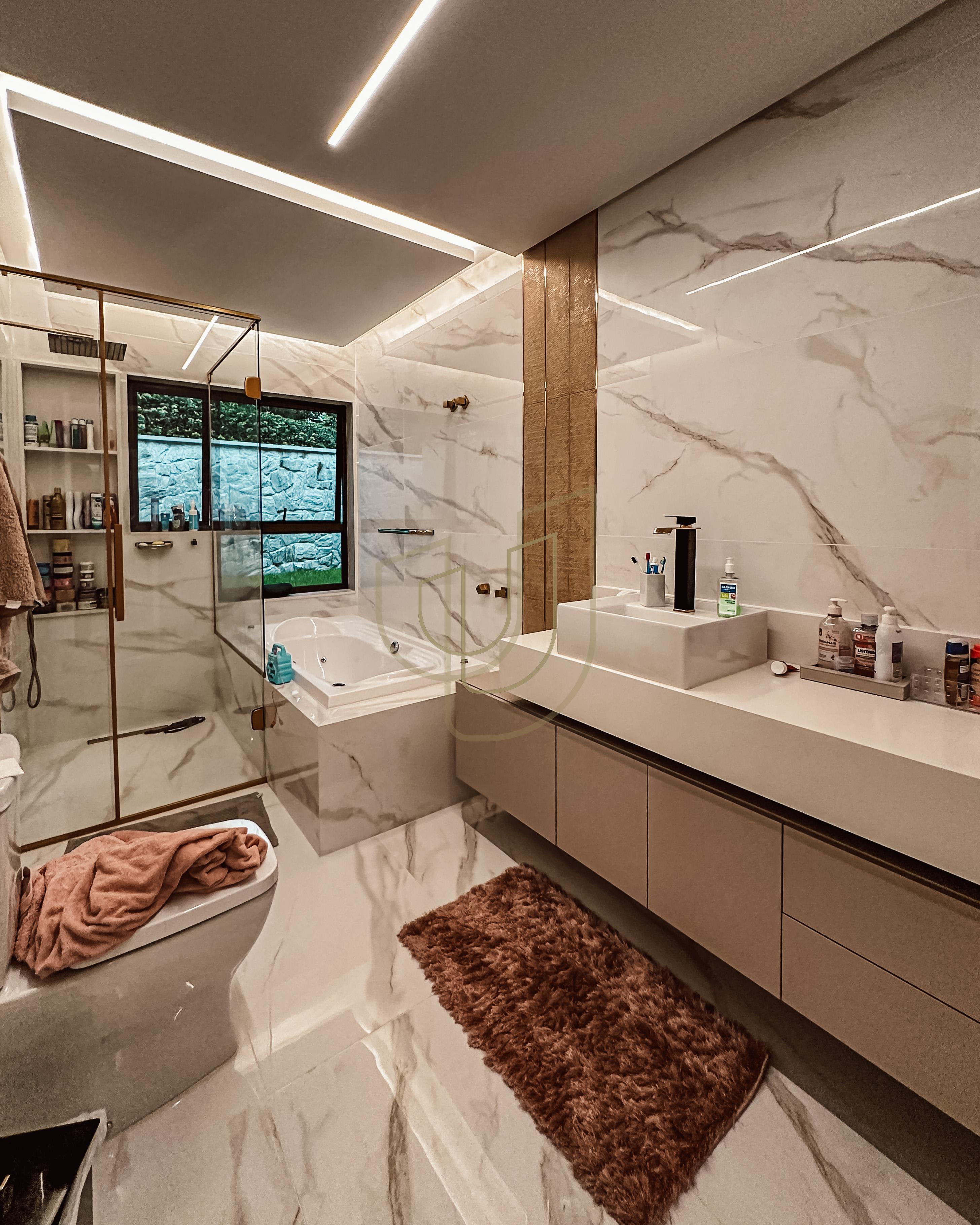 Casa em terreno de 5.000m&sup2; com vista permanente no Quinta das Flores - S&atilde;o Jos&eacute; dos Campos Avenida Alameda das Acácias São José dos Campos - 