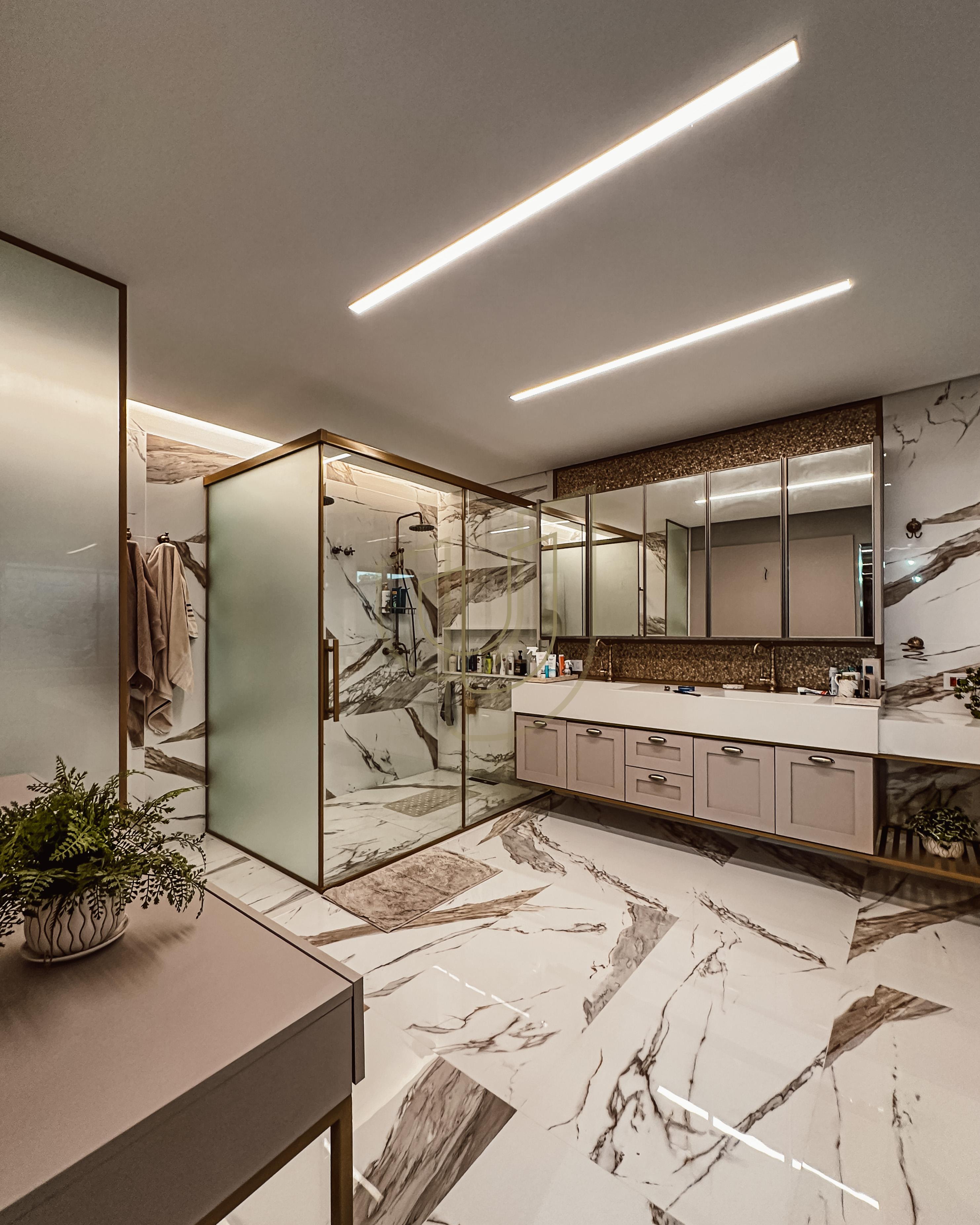 Casa em terreno de 5.000m&sup2; com vista permanente no Quinta das Flores - S&atilde;o Jos&eacute; dos Campos Avenida Alameda das Acácias São José dos Campos - 