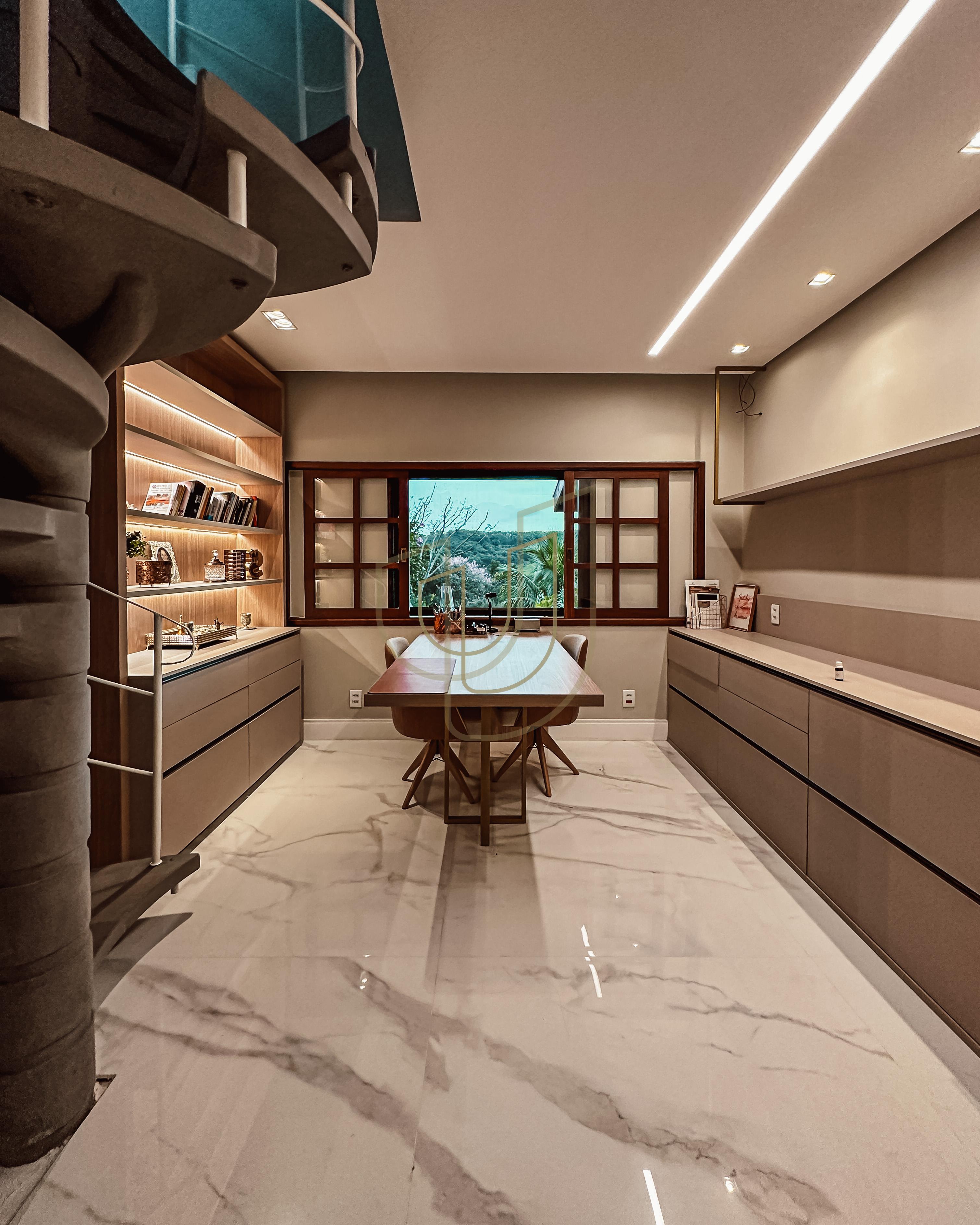 Casa em terreno de 5.000m&sup2; com vista permanente no Quinta das Flores - S&atilde;o Jos&eacute; dos Campos Avenida Alameda das Acácias São José dos Campos - 