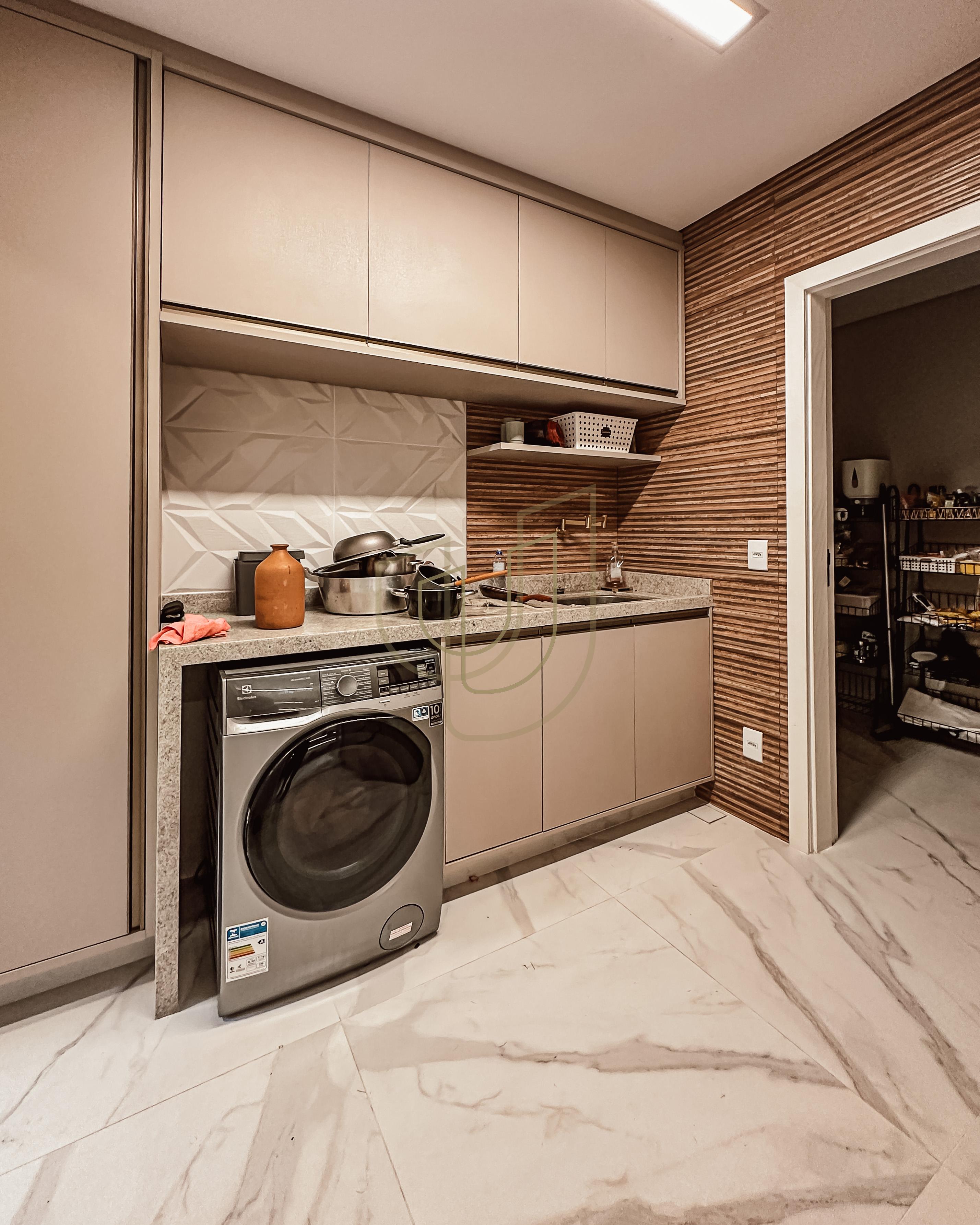 Casa em terreno de 5.000m&sup2; com vista permanente no Quinta das Flores - S&atilde;o Jos&eacute; dos Campos Avenida Alameda das Acácias São José dos Campos - 