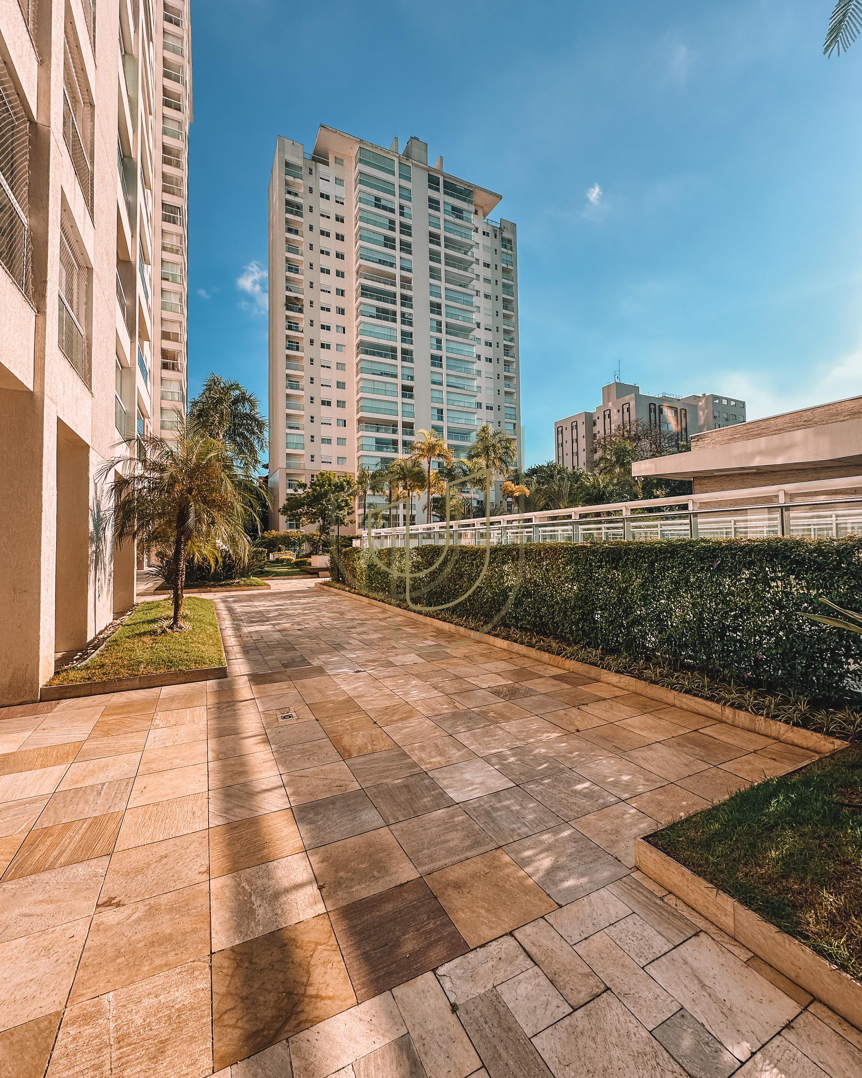 Apartamento de 233m&sup2; em localiza&ccedil;&atilde;o privilegiada com 4 Su&iacute;tes em S&atilde;o Jos&eacute; dos Campos/SP Rua Afonso César de Siqueira São José dos Campos - 