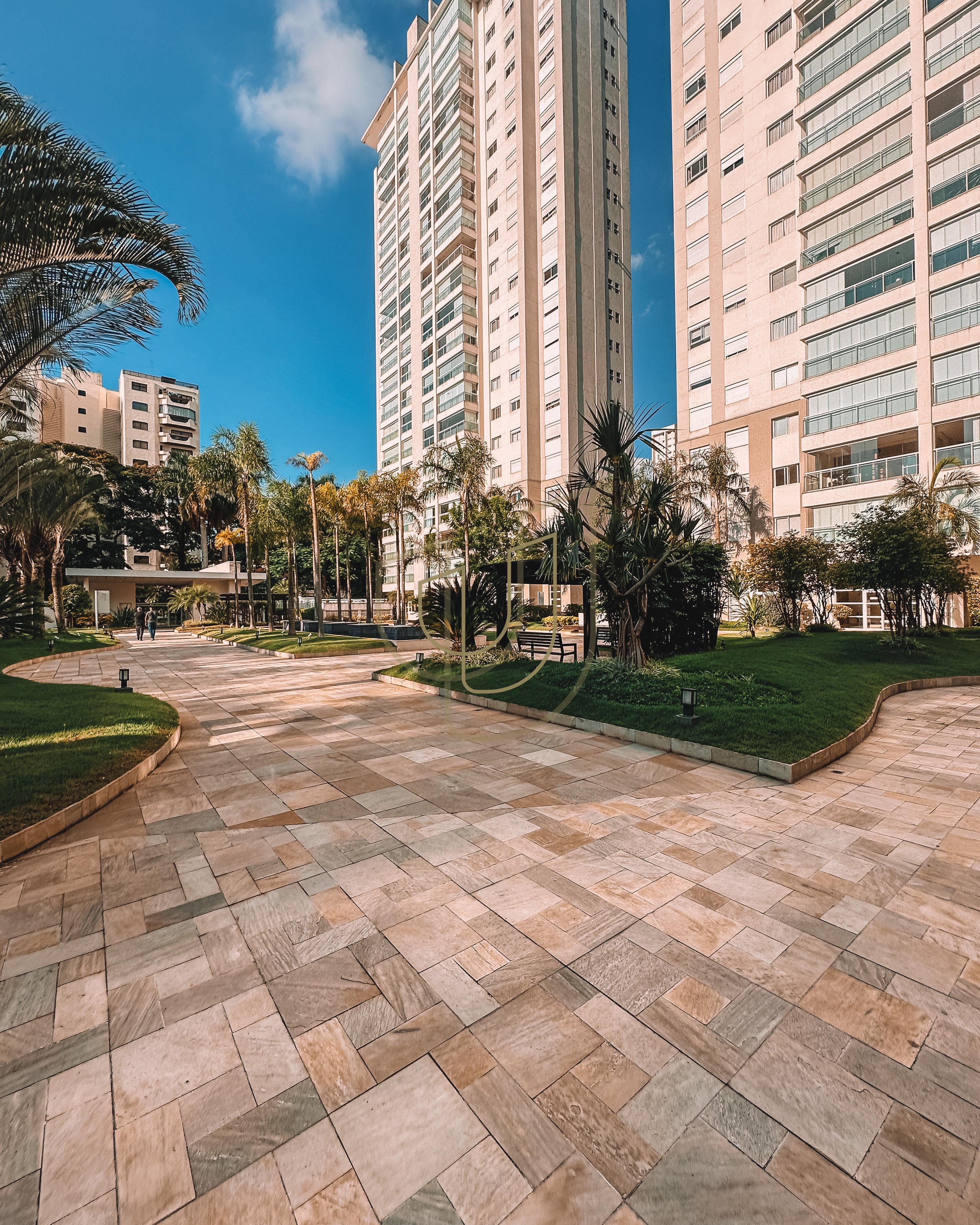 Apartamento de 233m&sup2; em localiza&ccedil;&atilde;o privilegiada com 4 Su&iacute;tes em S&atilde;o Jos&eacute; dos Campos/SP Rua Afonso César de Siqueira São José dos Campos - 