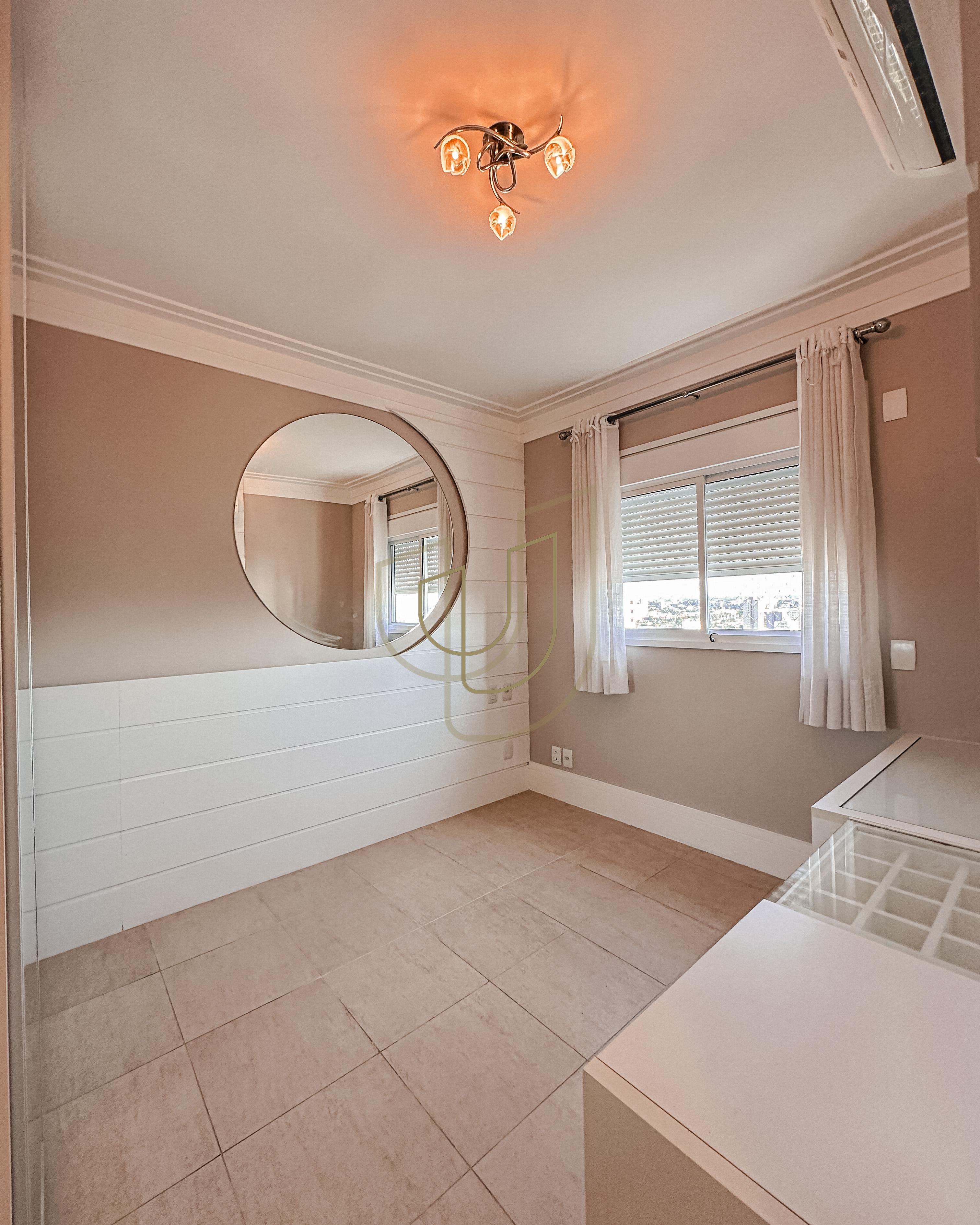 Apartamento de 233m&sup2; em localiza&ccedil;&atilde;o privilegiada com 4 Su&iacute;tes em S&atilde;o Jos&eacute; dos Campos/SP Rua Afonso César de Siqueira São José dos Campos - 