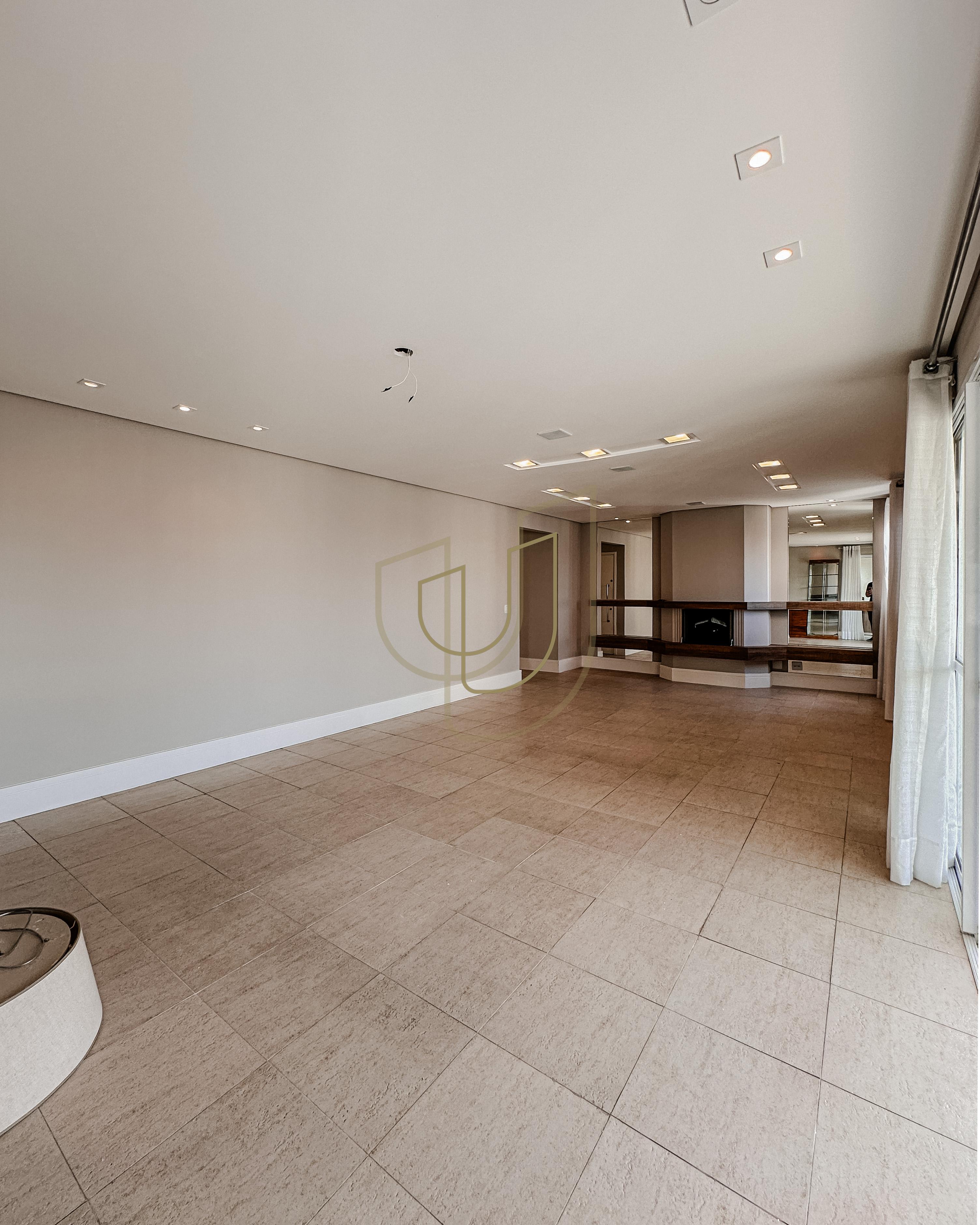 Apartamento de 233m&sup2; em localiza&ccedil;&atilde;o privilegiada com 4 Su&iacute;tes em S&atilde;o Jos&eacute; dos Campos/SP Rua Afonso César de Siqueira São José dos Campos - 