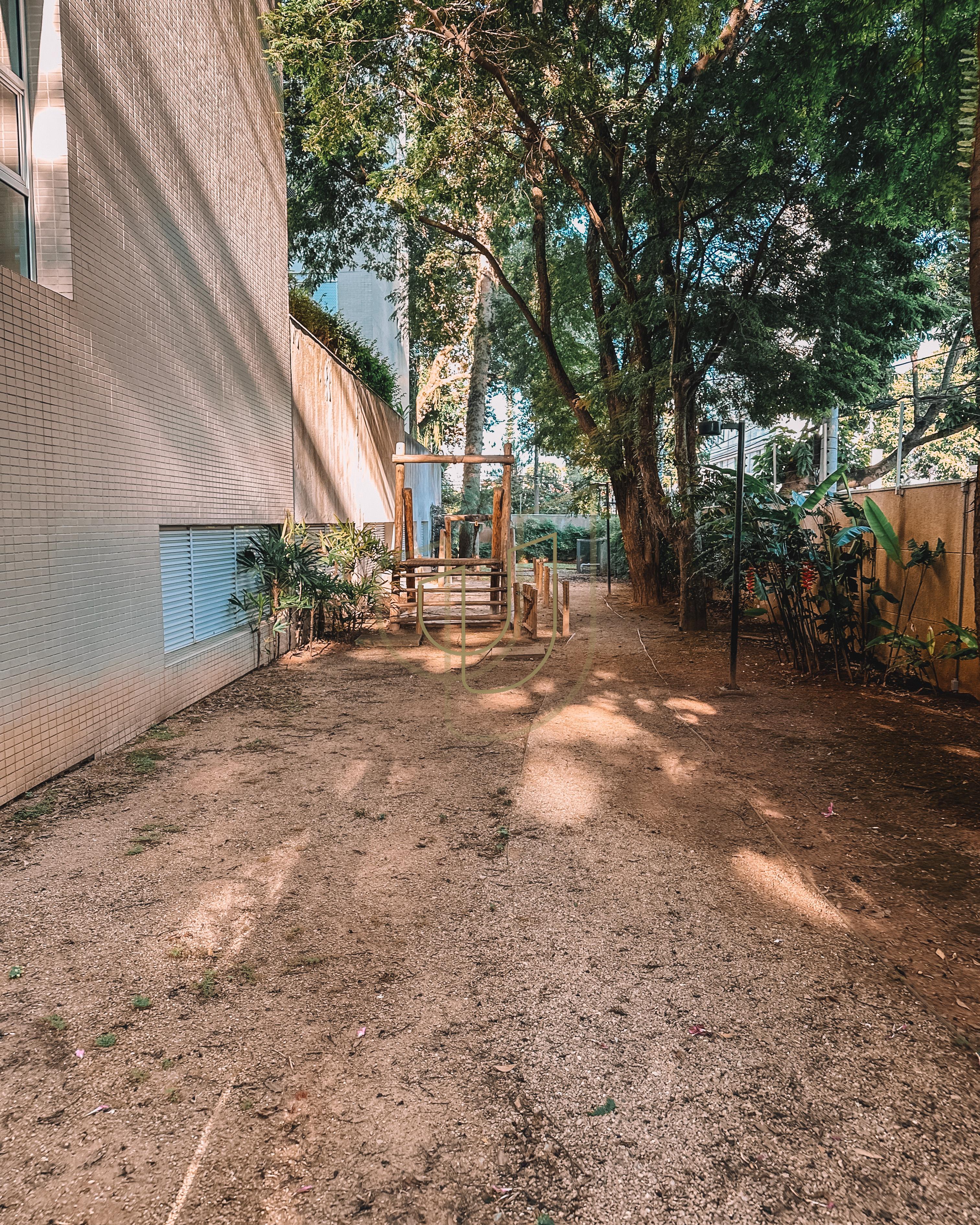 Apartamento de 233m&sup2; em localiza&ccedil;&atilde;o privilegiada com 4 Su&iacute;tes em S&atilde;o Jos&eacute; dos Campos/SP Rua Afonso César de Siqueira São José dos Campos - 