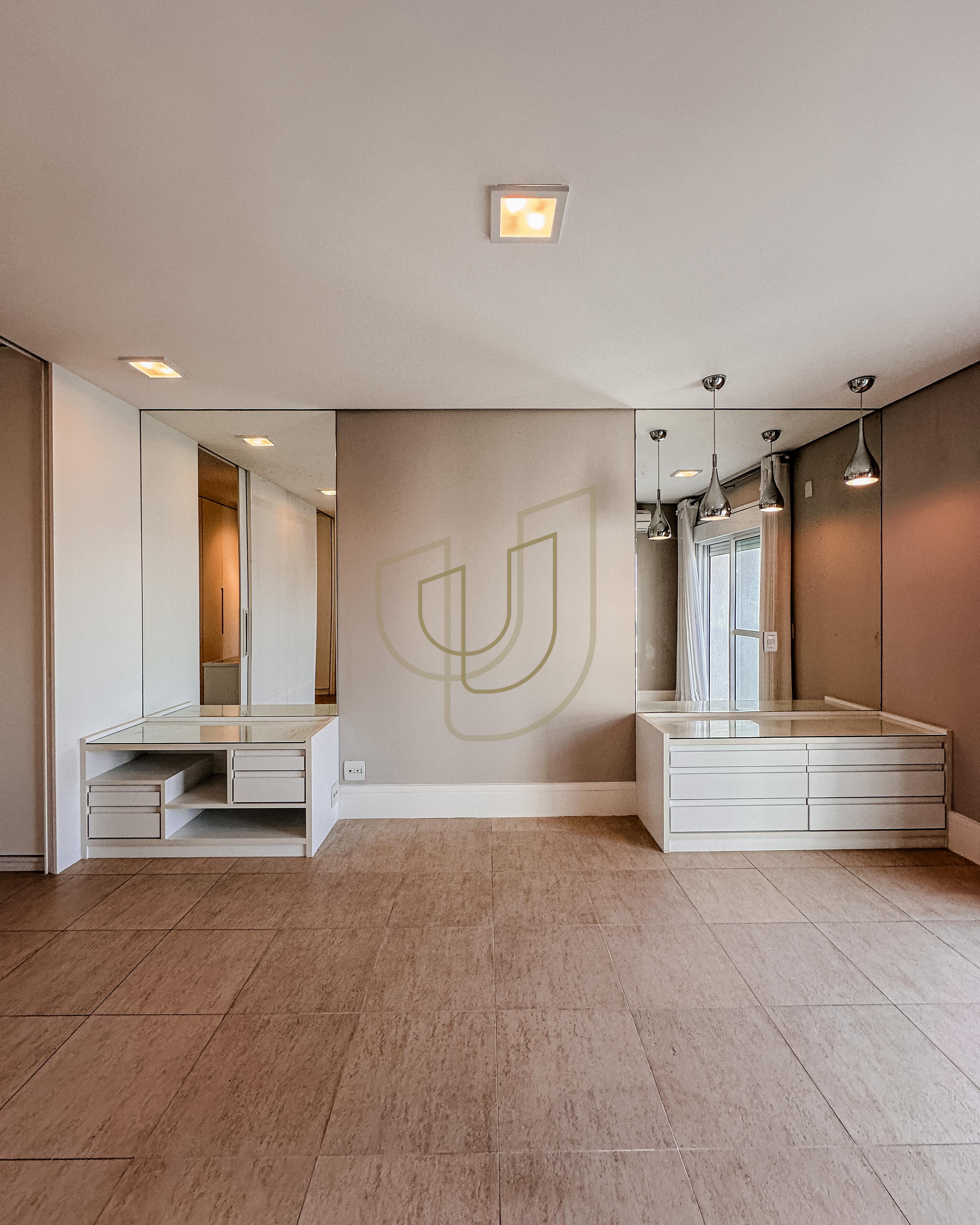 Apartamento de 233m&sup2; em localiza&ccedil;&atilde;o privilegiada com 4 Su&iacute;tes em S&atilde;o Jos&eacute; dos Campos/SP Rua Afonso César de Siqueira São José dos Campos - 