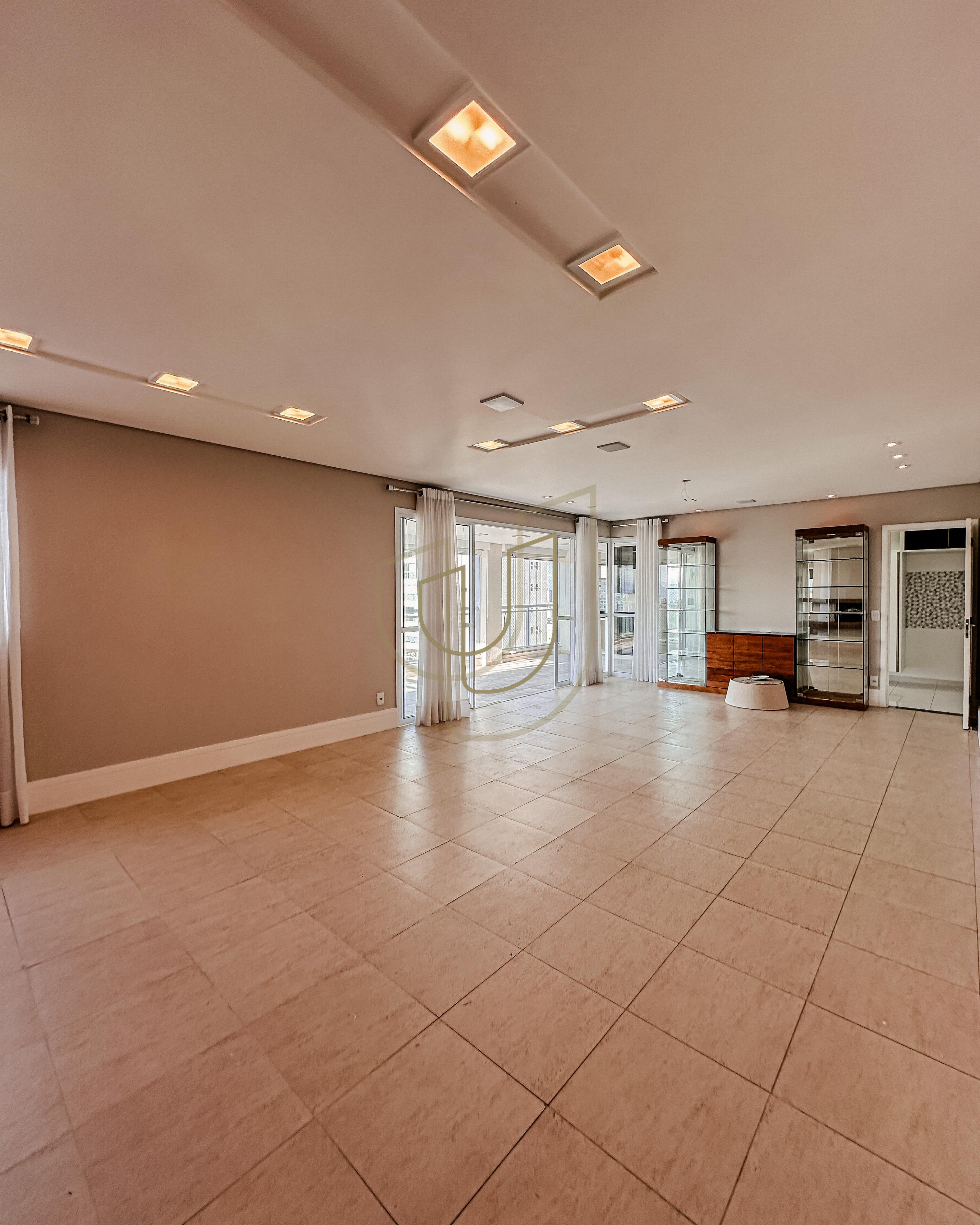 Apartamento de 233m&sup2; em localiza&ccedil;&atilde;o privilegiada com 4 Su&iacute;tes em S&atilde;o Jos&eacute; dos Campos/SP Rua Afonso César de Siqueira São José dos Campos - 