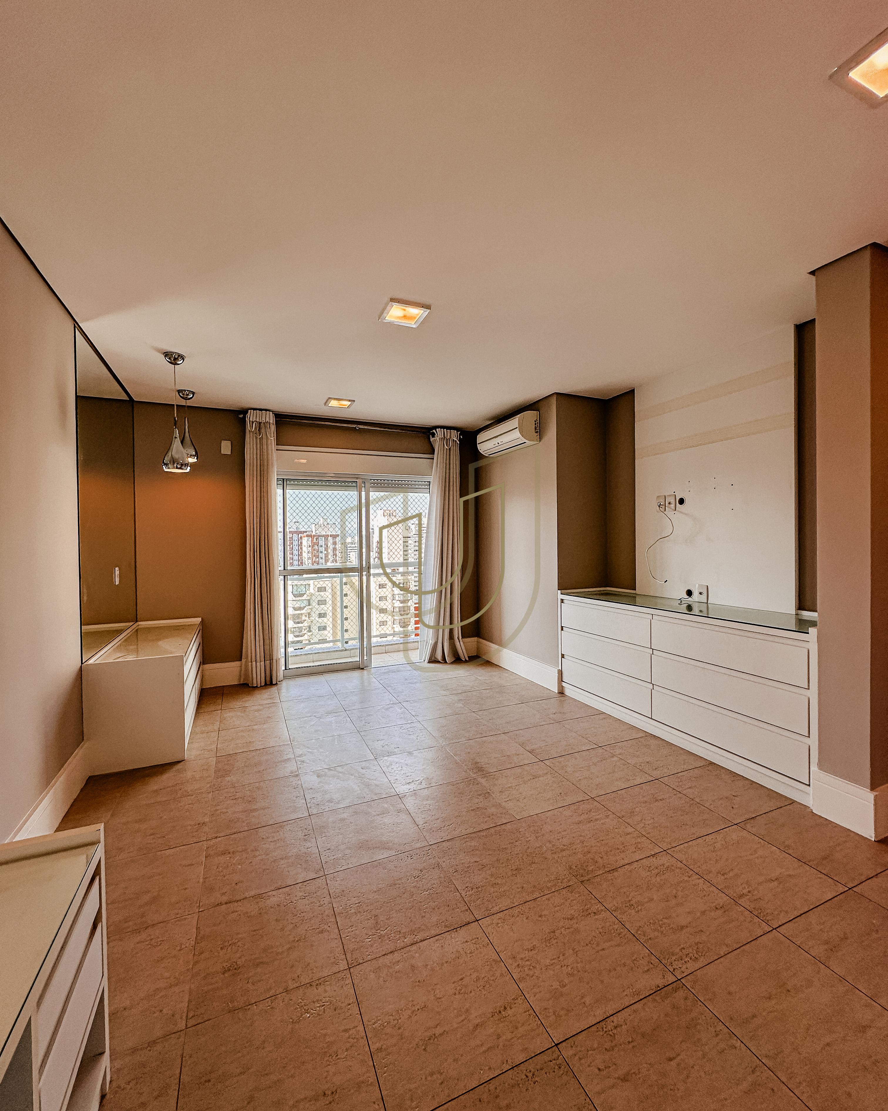 Apartamento de 233m&sup2; em localiza&ccedil;&atilde;o privilegiada com 4 Su&iacute;tes em S&atilde;o Jos&eacute; dos Campos/SP Rua Afonso César de Siqueira São José dos Campos - 