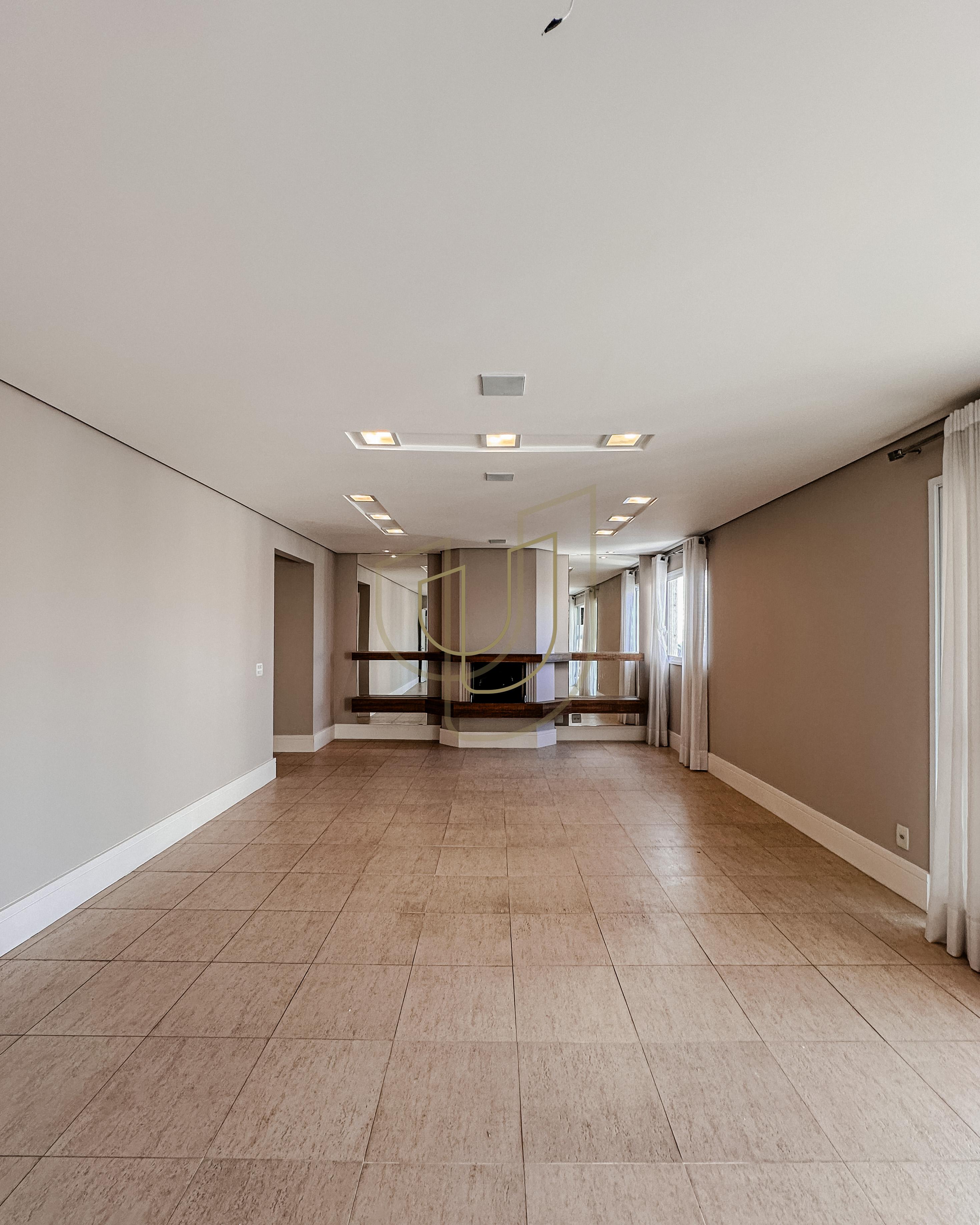 Apartamento de 233m&sup2; em localiza&ccedil;&atilde;o privilegiada com 4 Su&iacute;tes em S&atilde;o Jos&eacute; dos Campos/SP Rua Afonso César de Siqueira São José dos Campos - 