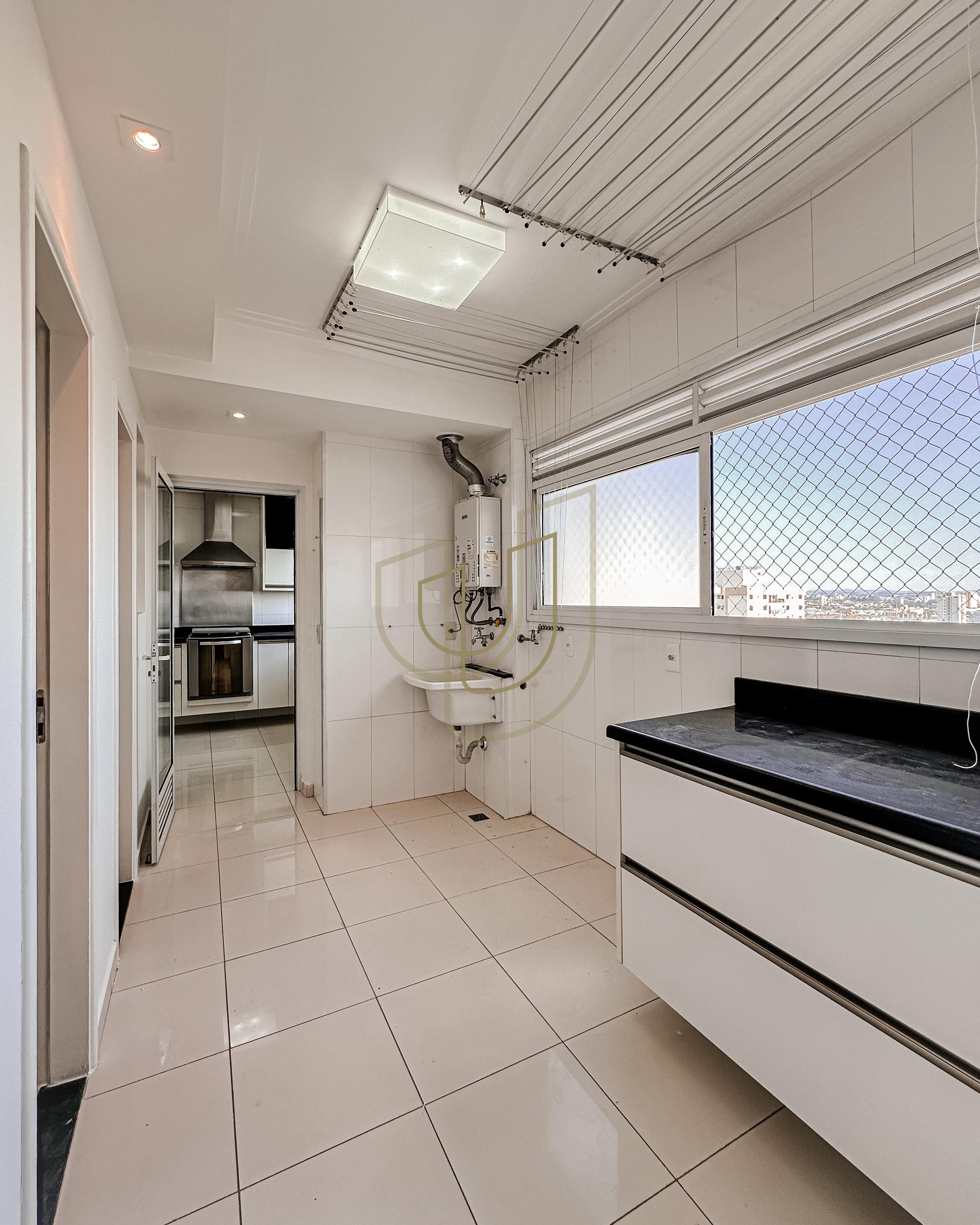 Apartamento de 233m&sup2; em localiza&ccedil;&atilde;o privilegiada com 4 Su&iacute;tes em S&atilde;o Jos&eacute; dos Campos/SP Rua Afonso César de Siqueira São José dos Campos - 