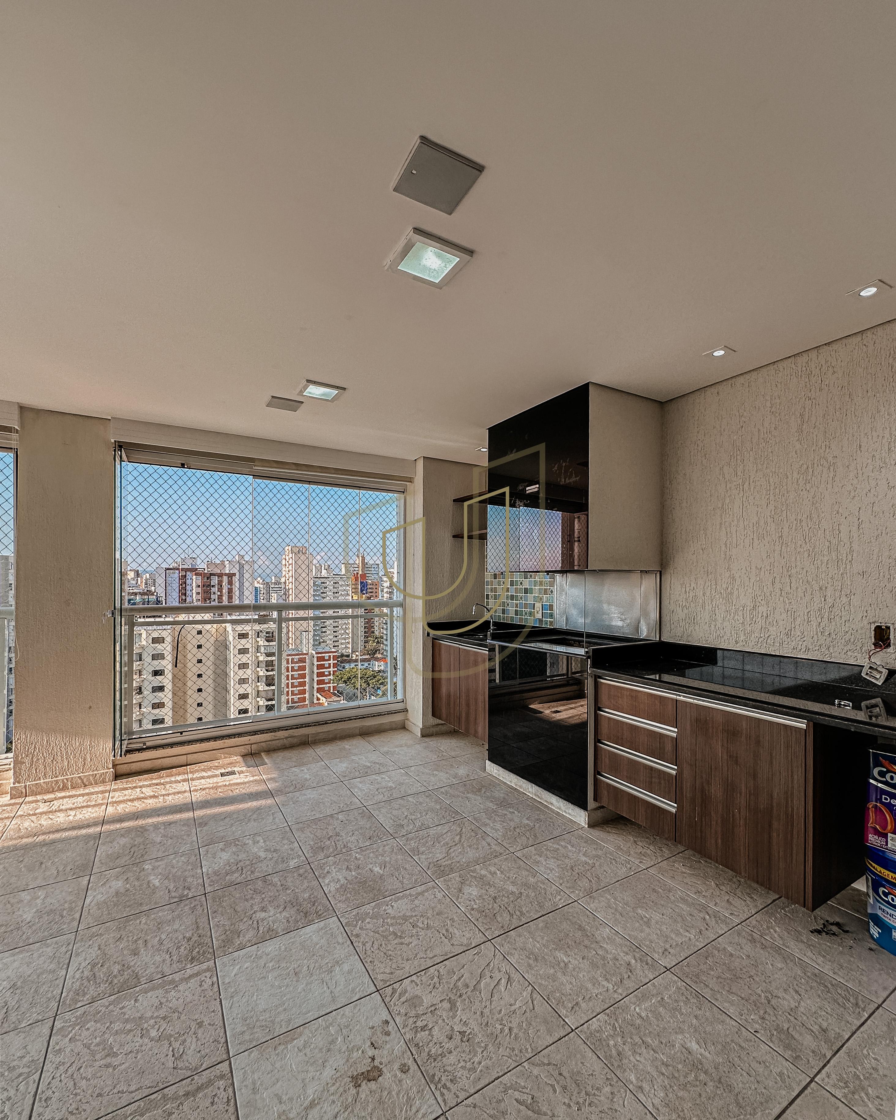 Apartamento de 233m&sup2; em localiza&ccedil;&atilde;o privilegiada com 4 Su&iacute;tes em S&atilde;o Jos&eacute; dos Campos/SP Rua Afonso César de Siqueira São José dos Campos - 