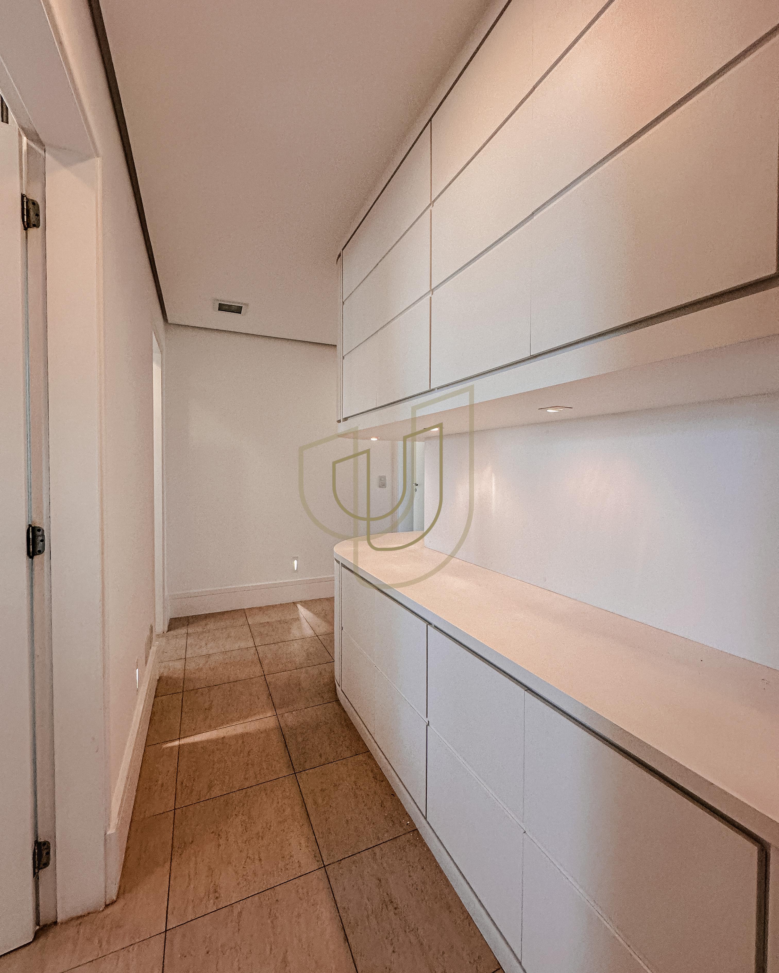 Apartamento de 233m&sup2; em localiza&ccedil;&atilde;o privilegiada com 4 Su&iacute;tes em S&atilde;o Jos&eacute; dos Campos/SP Rua Afonso César de Siqueira São José dos Campos - 