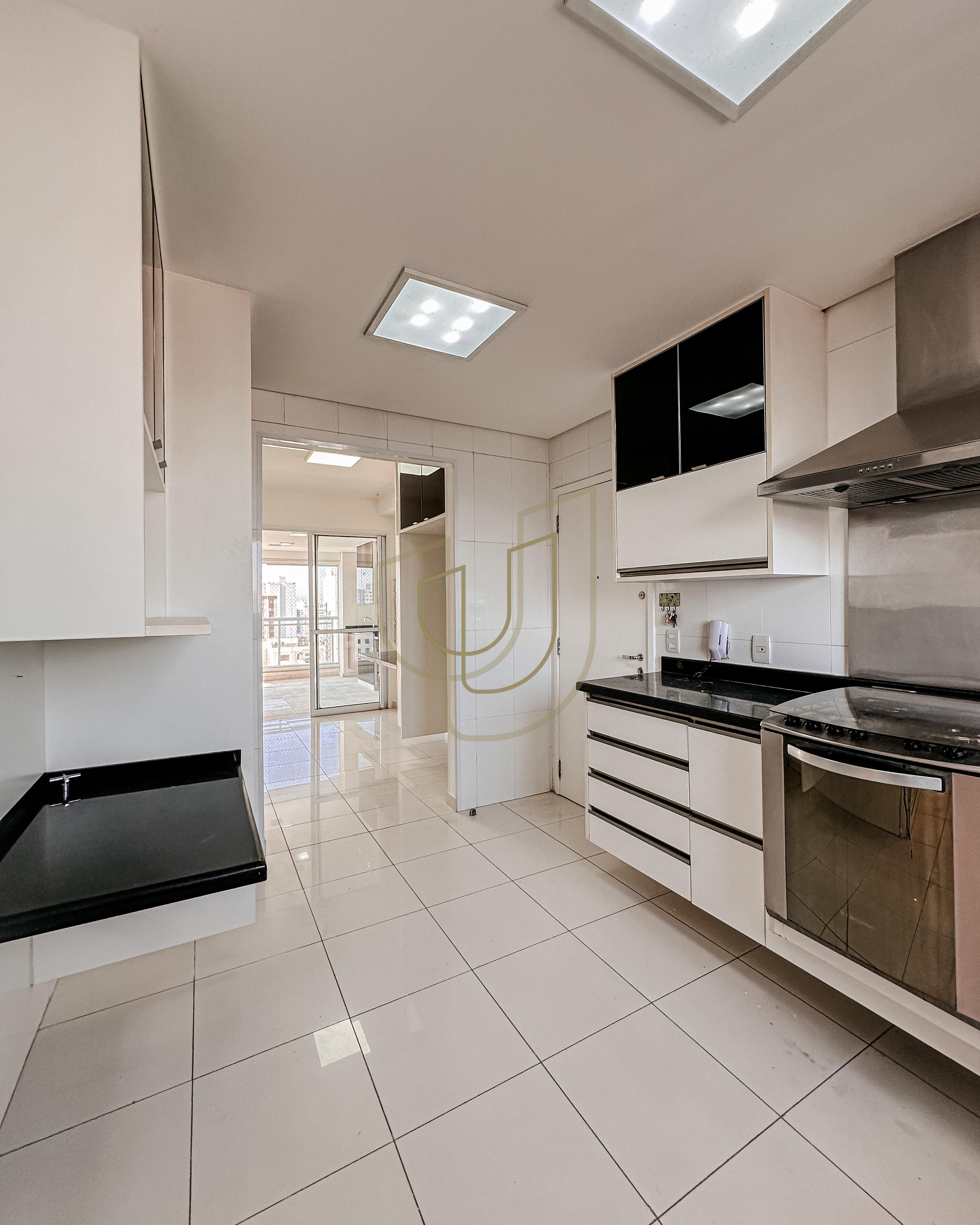 Apartamento de 233m&sup2; em localiza&ccedil;&atilde;o privilegiada com 4 Su&iacute;tes em S&atilde;o Jos&eacute; dos Campos/SP Rua Afonso César de Siqueira São José dos Campos - 