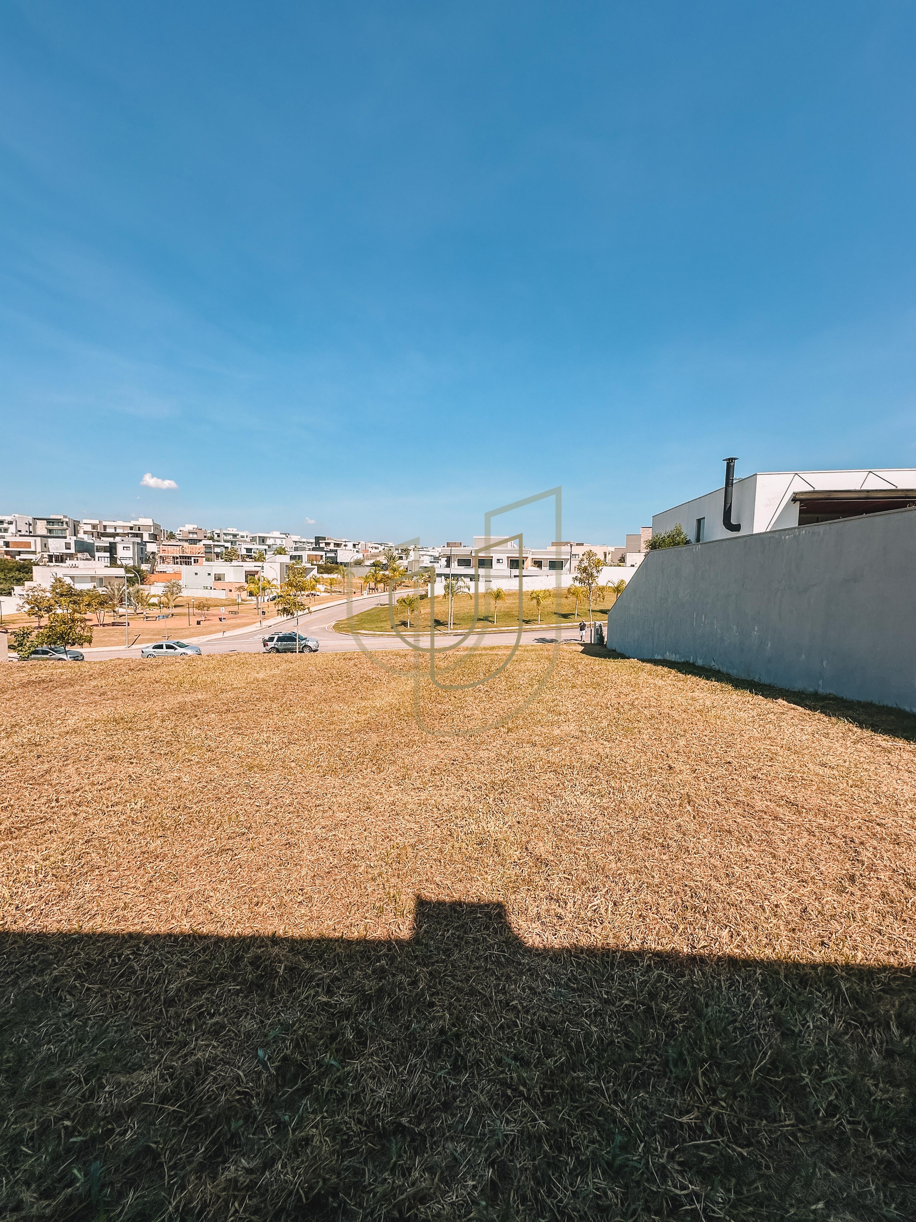 Terreno de 634m&sup2; no condom&iacute;nio Alphaville II - S&atilde;o Jos&eacute; dos Campos/SP  São José dos Campos - 