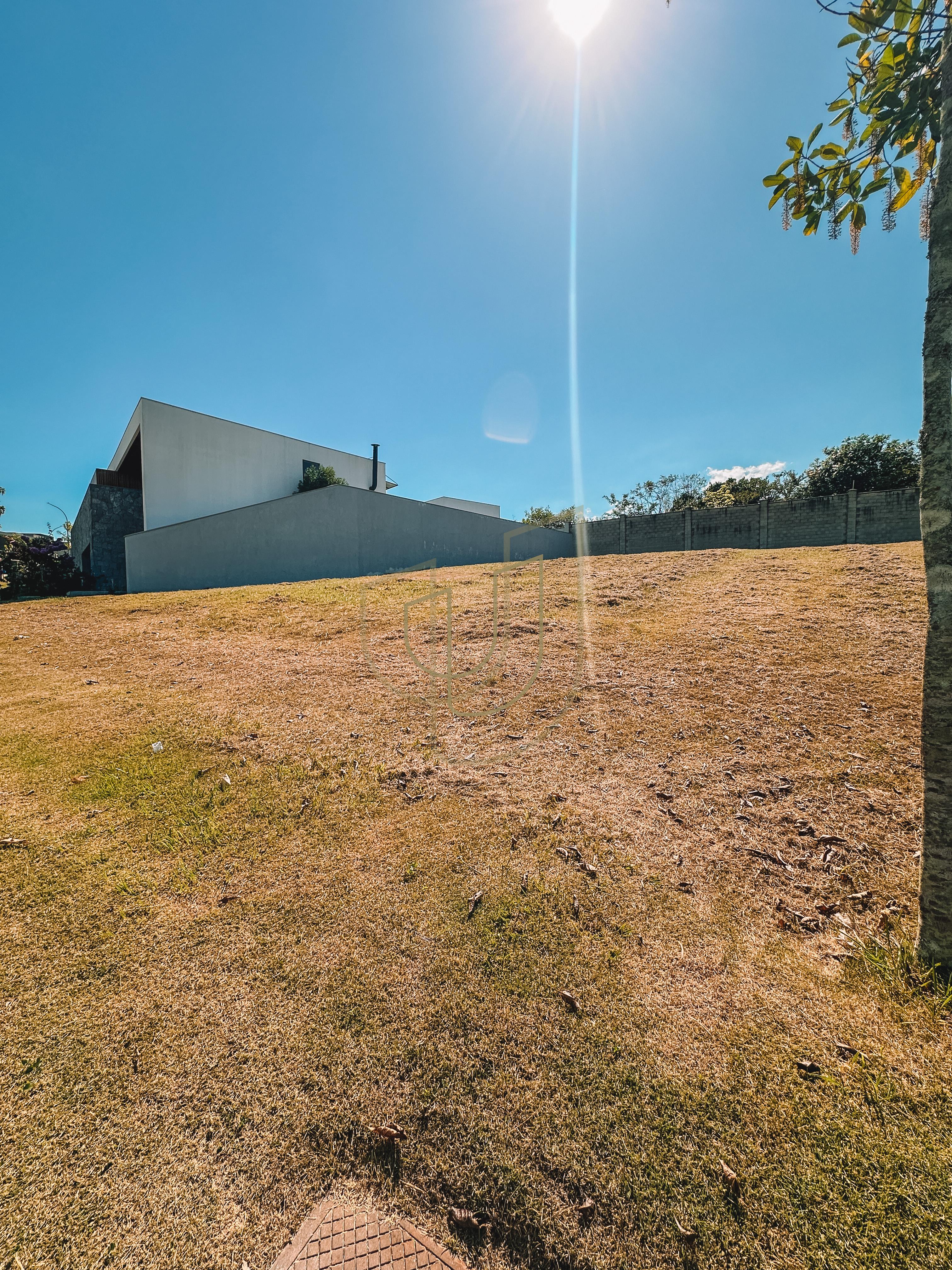 Terreno de 634m&sup2; no condom&iacute;nio Alphaville II - S&atilde;o Jos&eacute; dos Campos/SP  São José dos Campos - 