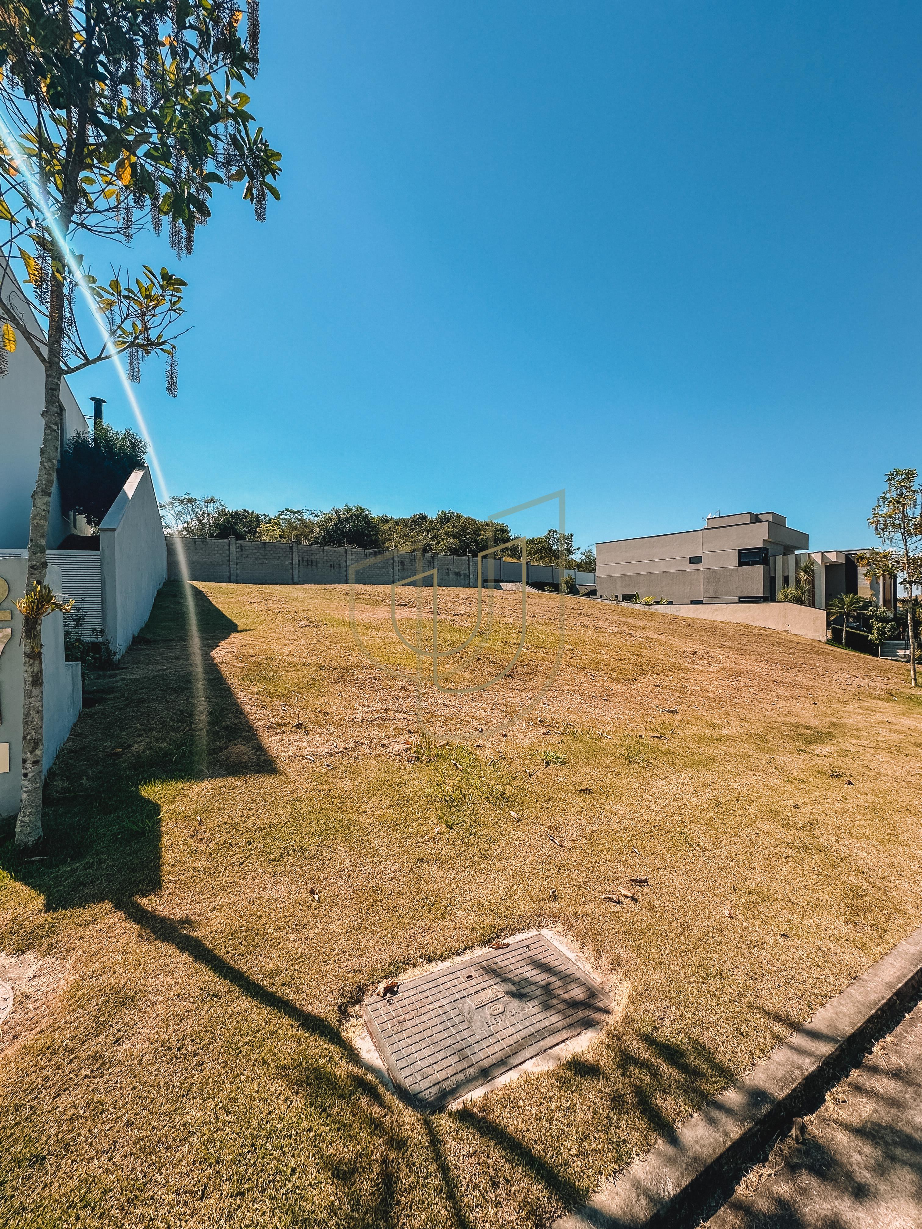 Terreno de 634m&sup2; no condom&iacute;nio Alphaville II - S&atilde;o Jos&eacute; dos Campos/SP  São José dos Campos - 
