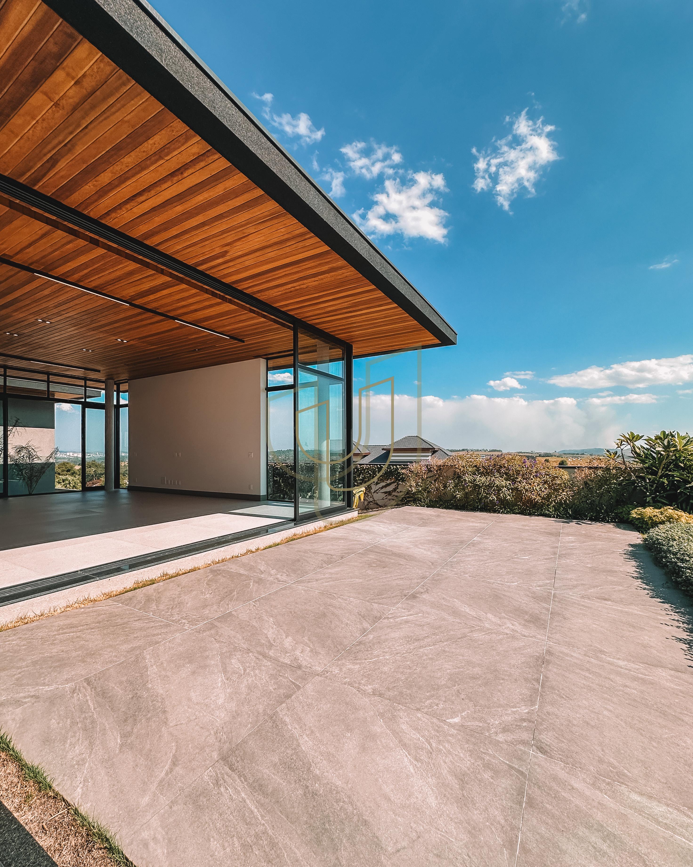 Mans&atilde;o de luxo com projeto contempor&acirc;neo com 4 su&iacute;tes em Urbanova - S&atilde;o Jos&eacute; dos Campos/SP  São José dos Campos - 