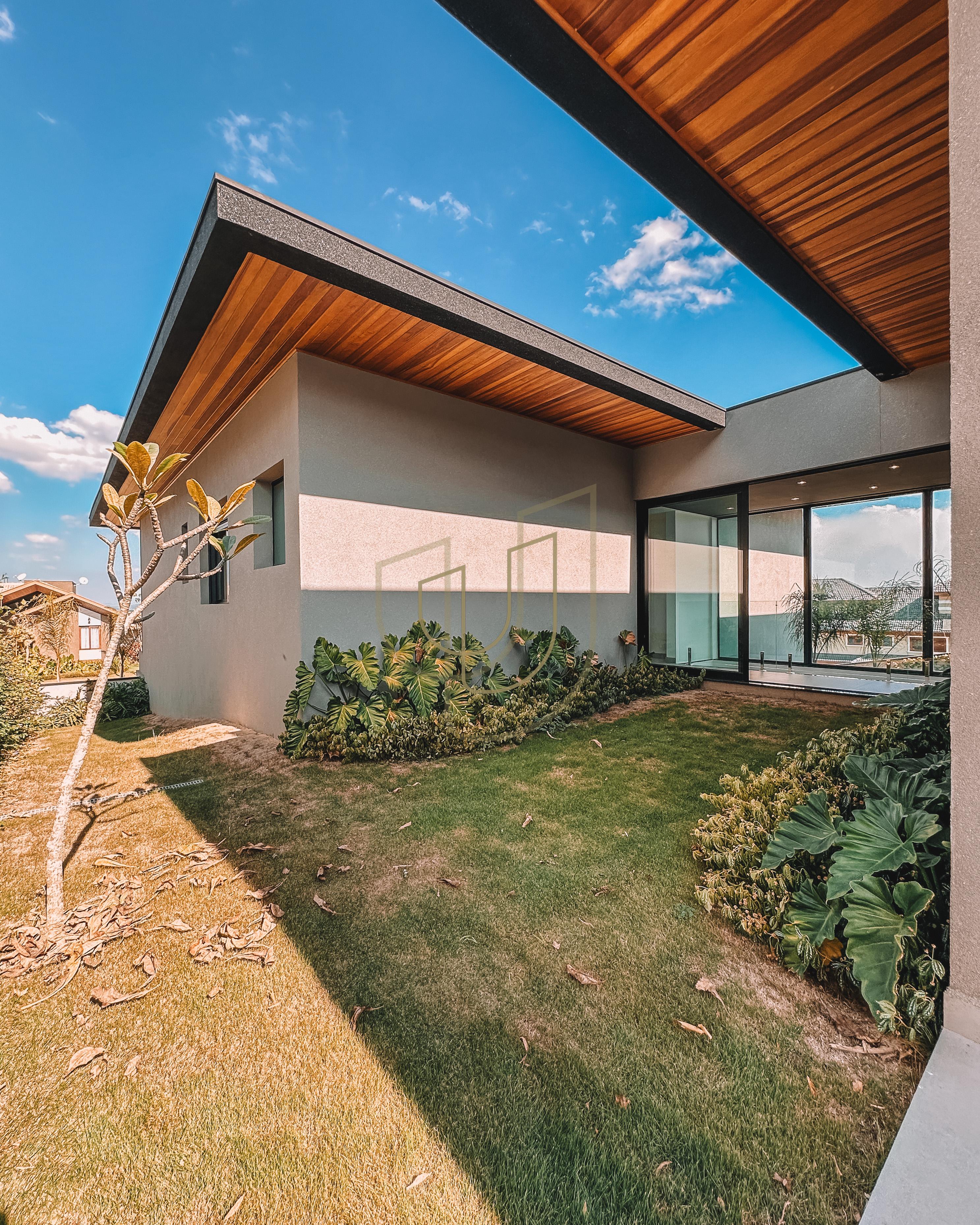 Mans&atilde;o de luxo com projeto contempor&acirc;neo com 4 su&iacute;tes em Urbanova - S&atilde;o Jos&eacute; dos Campos/SP  São José dos Campos - 