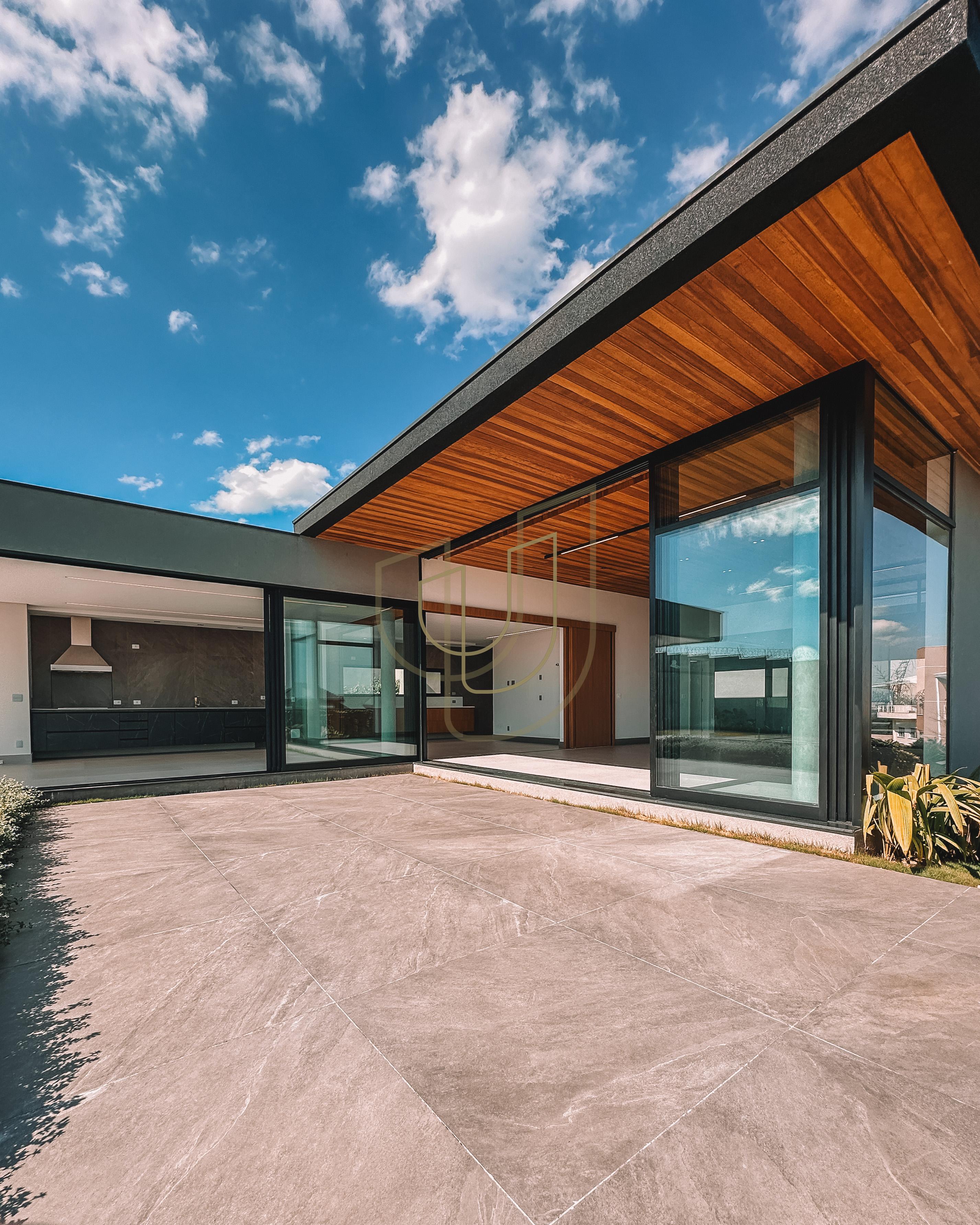 Mans&atilde;o de luxo com projeto contempor&acirc;neo com 4 su&iacute;tes em Urbanova - S&atilde;o Jos&eacute; dos Campos/SP  São José dos Campos - 