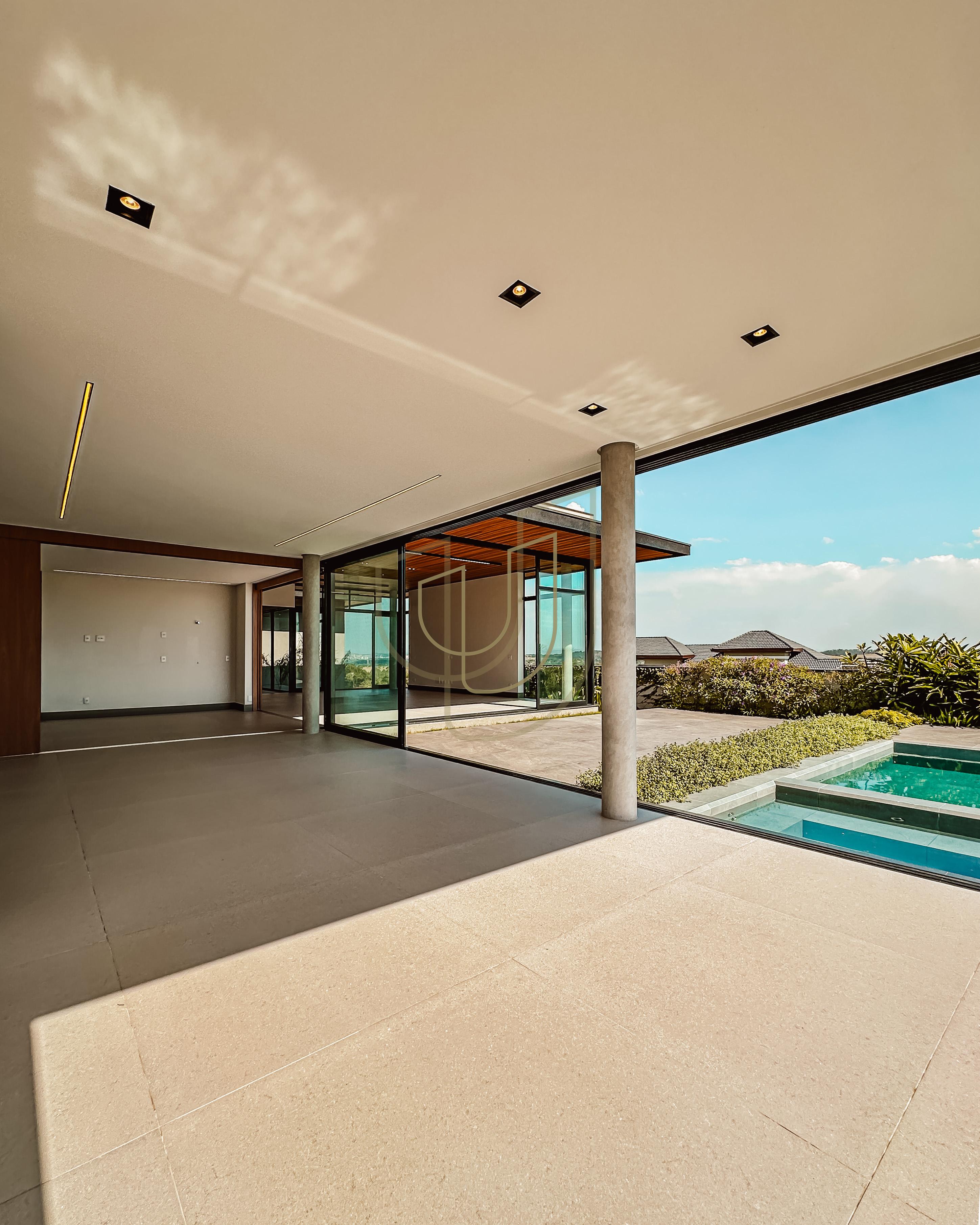 Mans&atilde;o de luxo com projeto contempor&acirc;neo com 4 su&iacute;tes em Urbanova - S&atilde;o Jos&eacute; dos Campos/SP  São José dos Campos - 