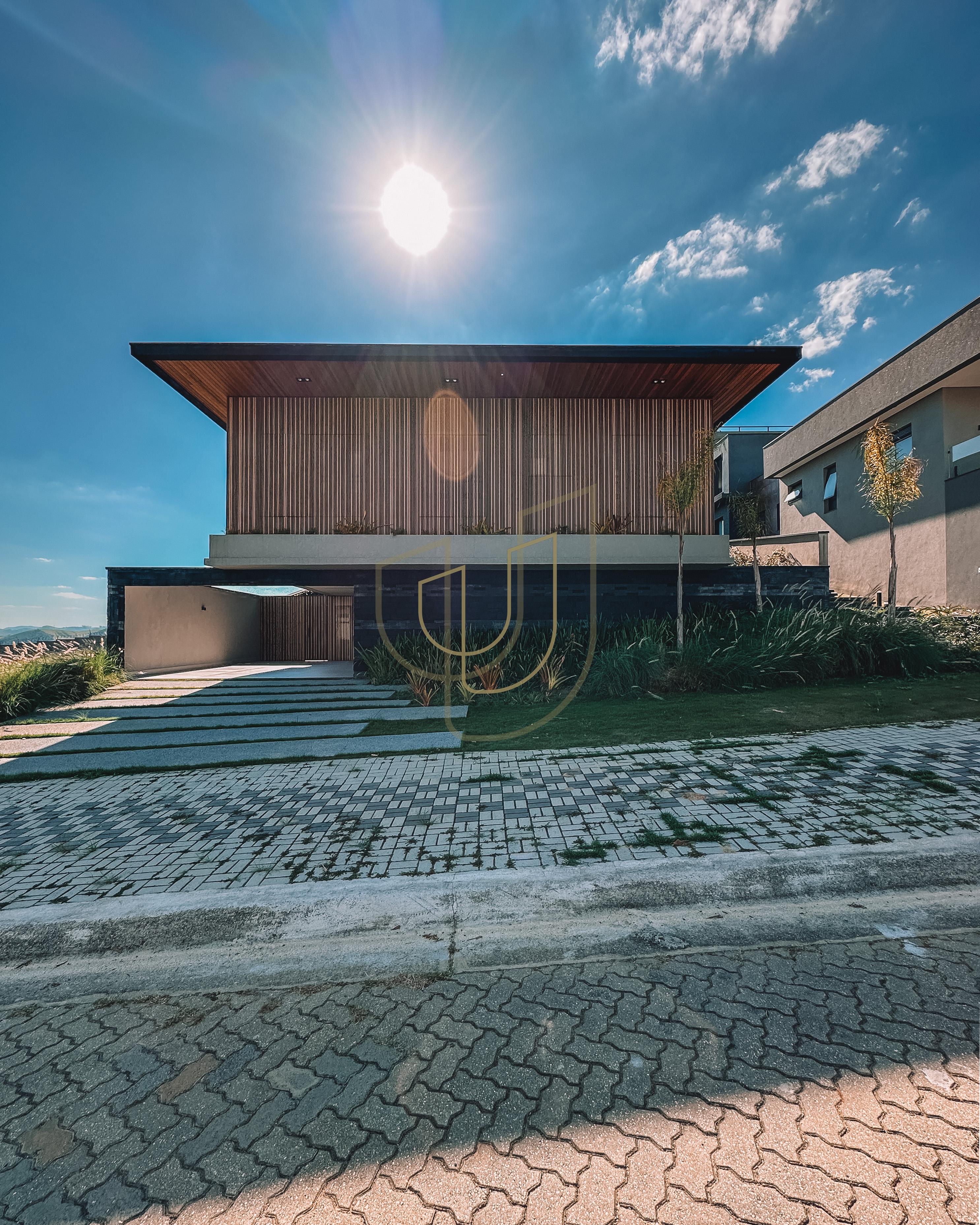 Mans&atilde;o de luxo com projeto contempor&acirc;neo com 4 su&iacute;tes em Urbanova - S&atilde;o Jos&eacute; dos Campos/SP  São José dos Campos - 