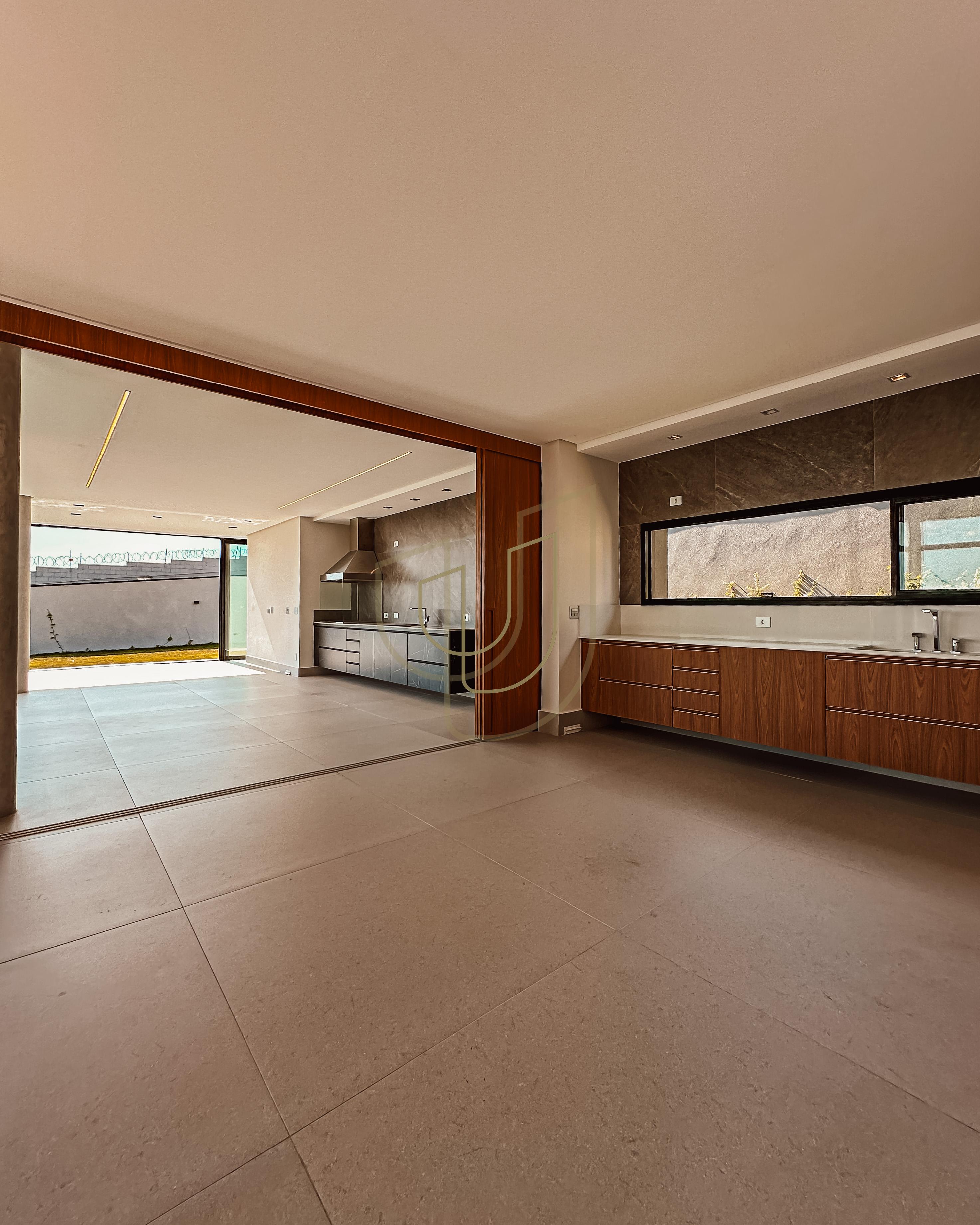 Mans&atilde;o de luxo com projeto contempor&acirc;neo com 4 su&iacute;tes em Urbanova - S&atilde;o Jos&eacute; dos Campos/SP  São José dos Campos - 