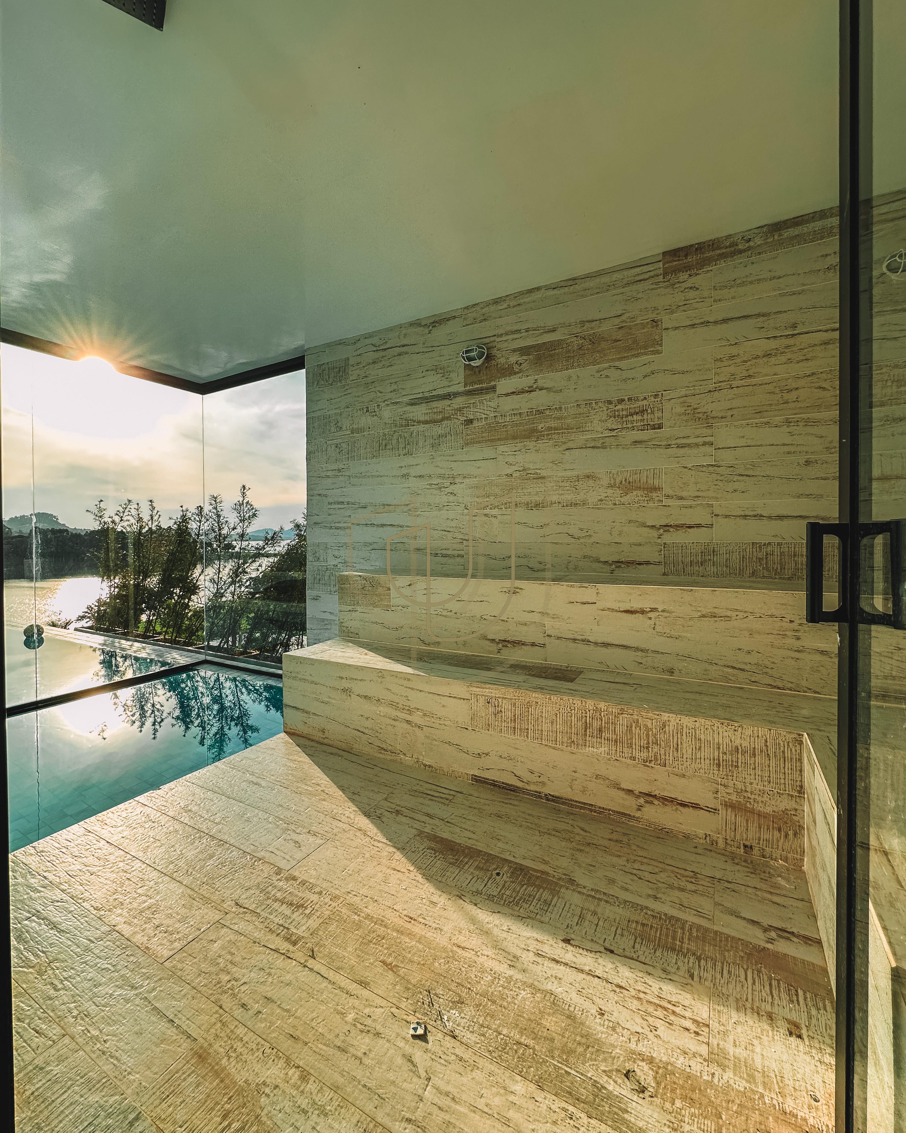 Mans&atilde;o de luxo e P&eacute; na &Aacute;gua com 10 Su&iacute;tes em Porto Laranjeiras - Piracaia/SP  Piracaia - 