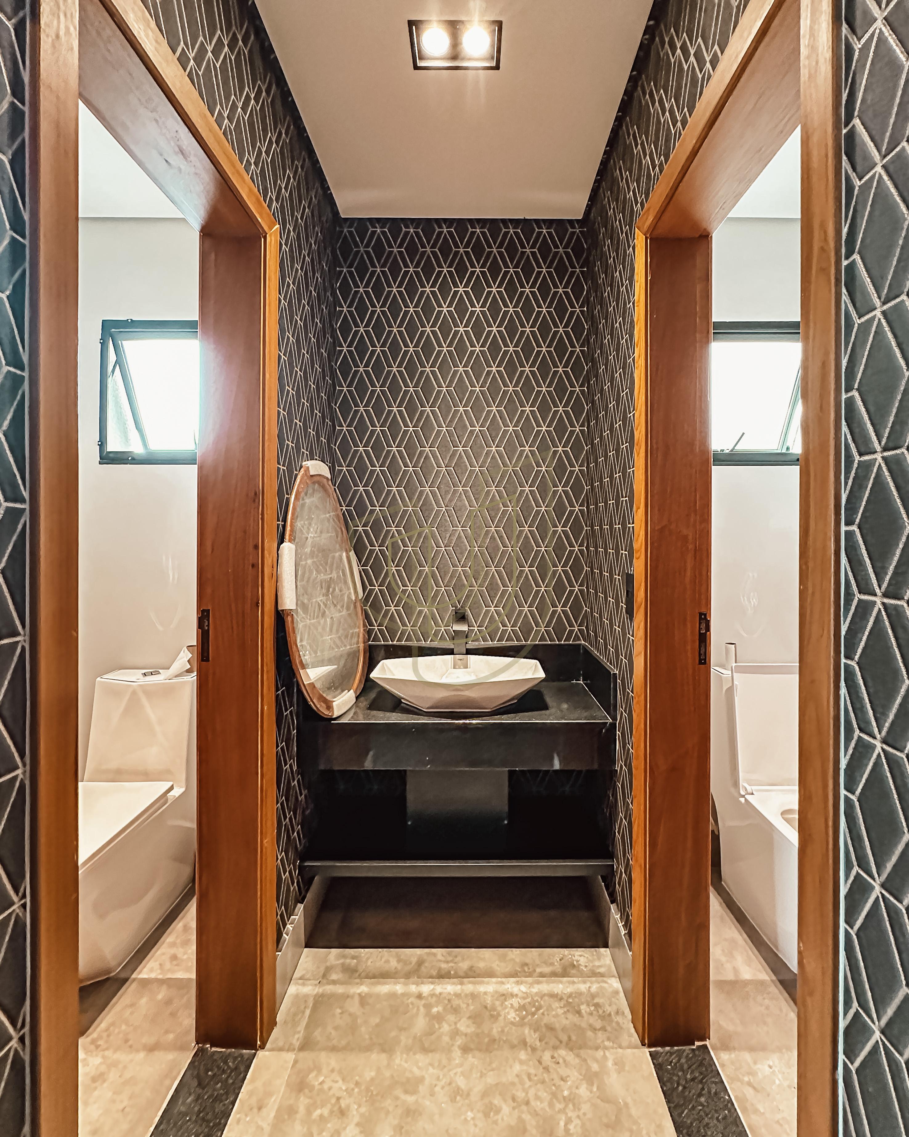 Mans&atilde;o de luxo e P&eacute; na &Aacute;gua com 10 Su&iacute;tes em Porto Laranjeiras - Piracaia/SP  Piracaia - 