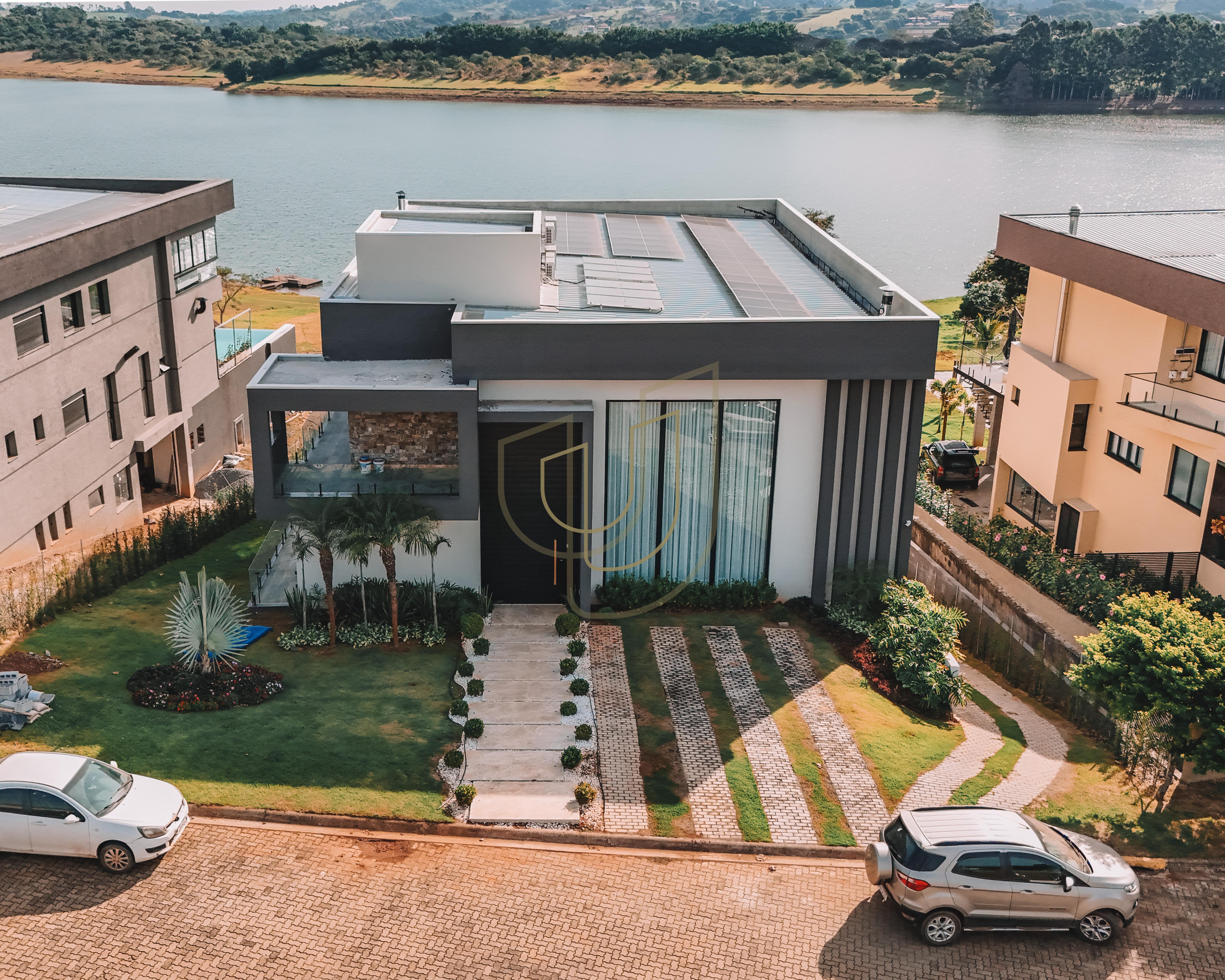 Mans&atilde;o de luxo e P&eacute; na &Aacute;gua com 10 Su&iacute;tes em Porto Laranjeiras - Piracaia/SP  Piracaia - 